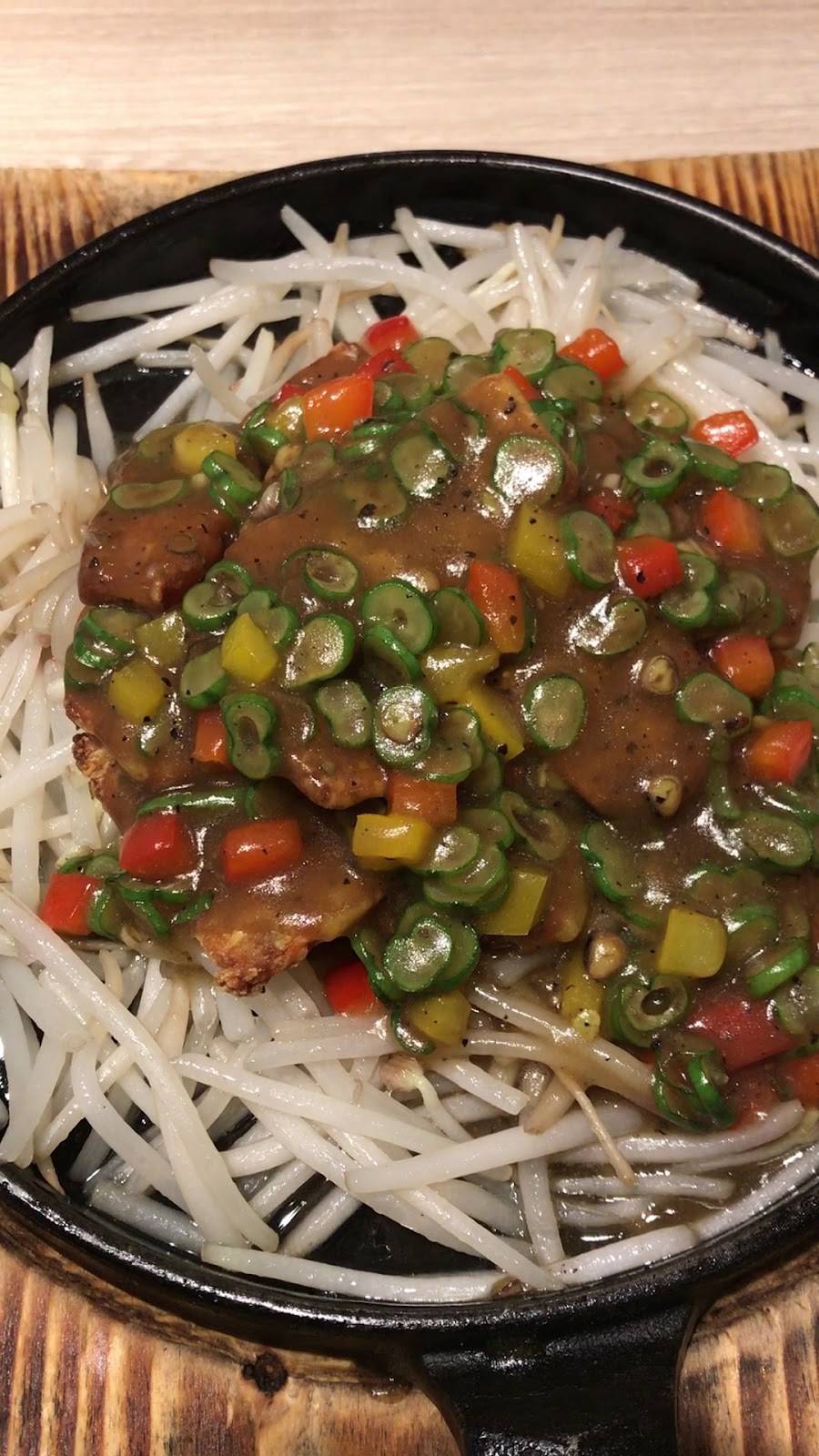 Hi-Lai Vegetarian Restaurant Zhongxiao Branch: food & drinks