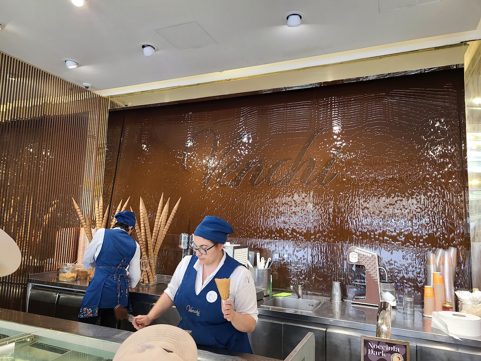 Venchi Cioccolato & Gelato, Firenze Piazza del Mercato Nuovo, Porcellino, Ponte: the place