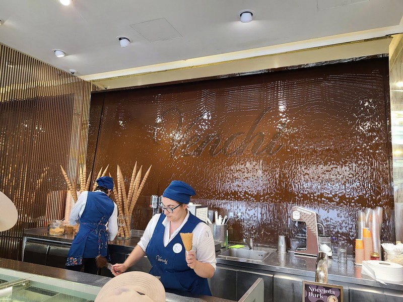 Venchi Cioccolato & Gelato, Firenze Piazza del Mercato Nuovo, Porcellino, Ponte: photo 4