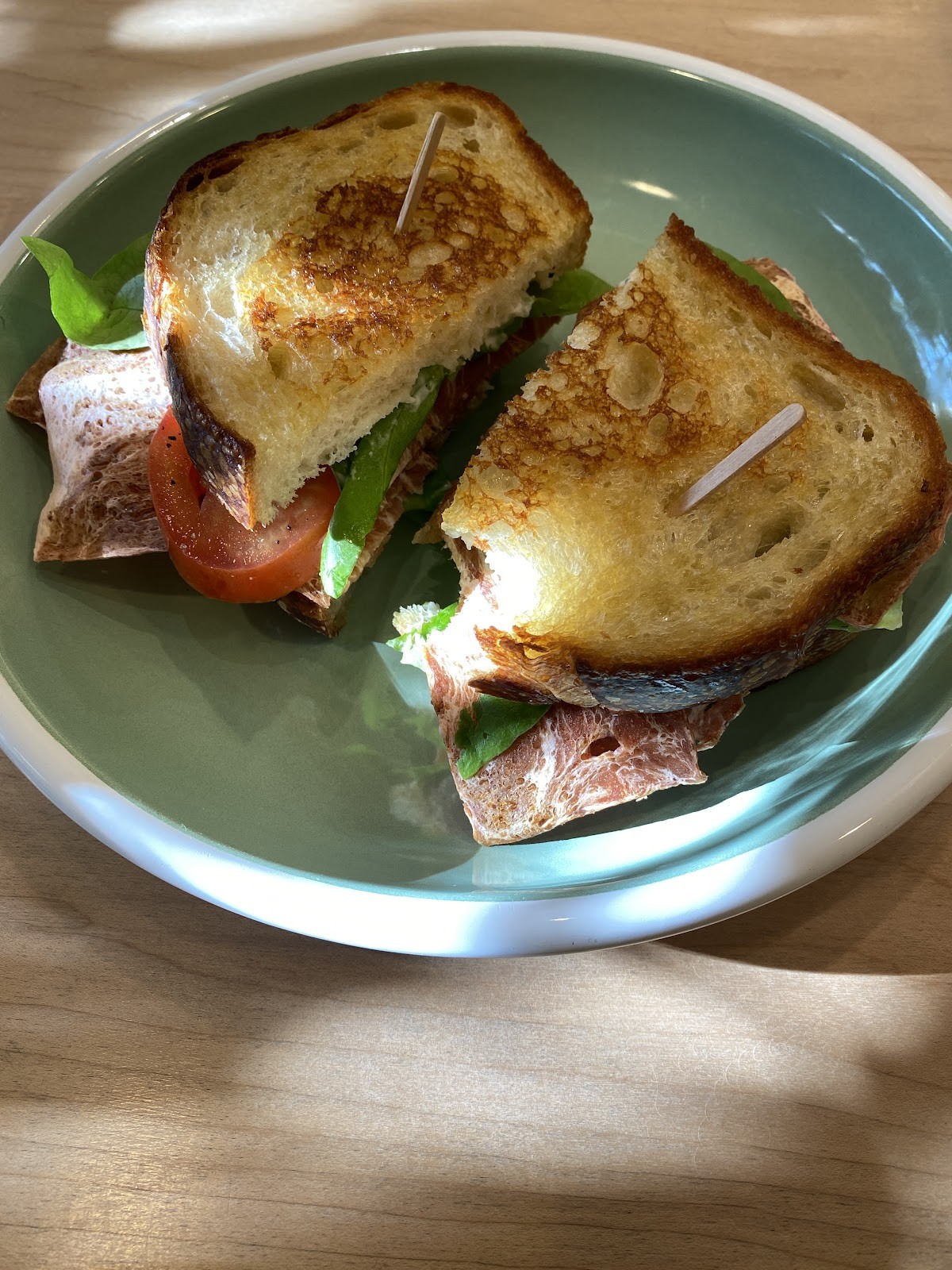Cozo Grill: food & drinks