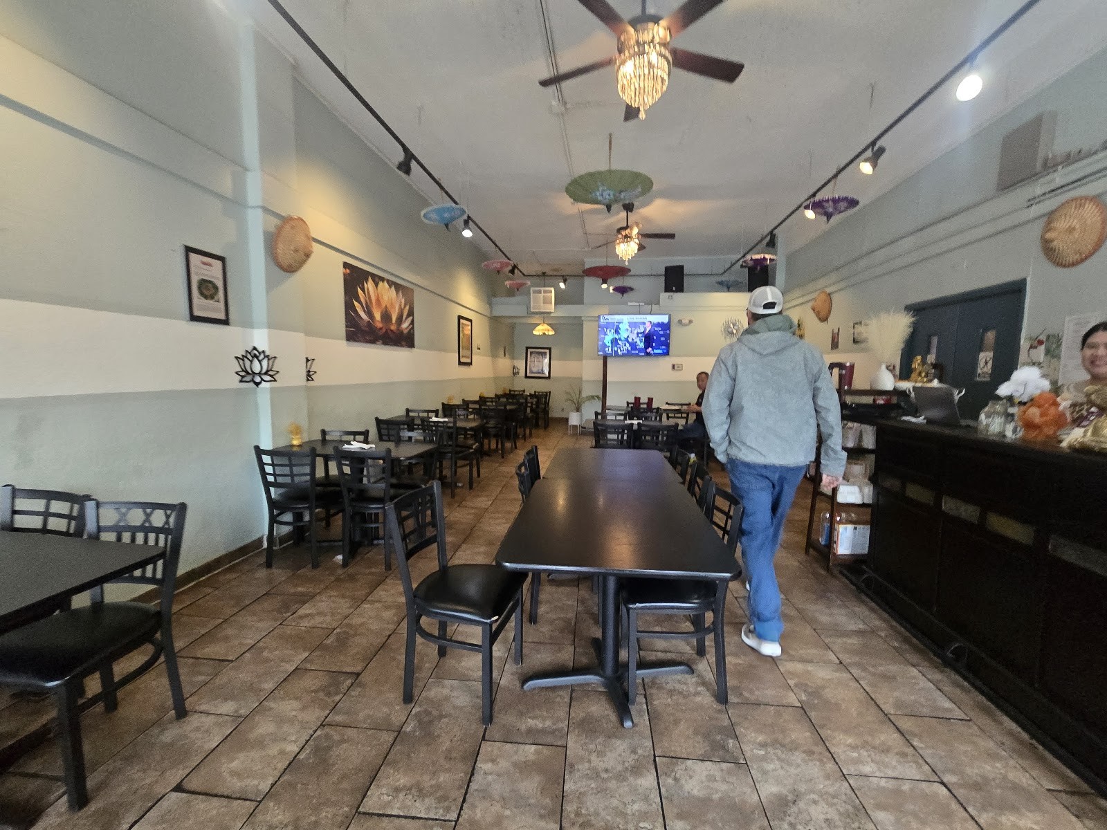 Thai Monkey Club: the place