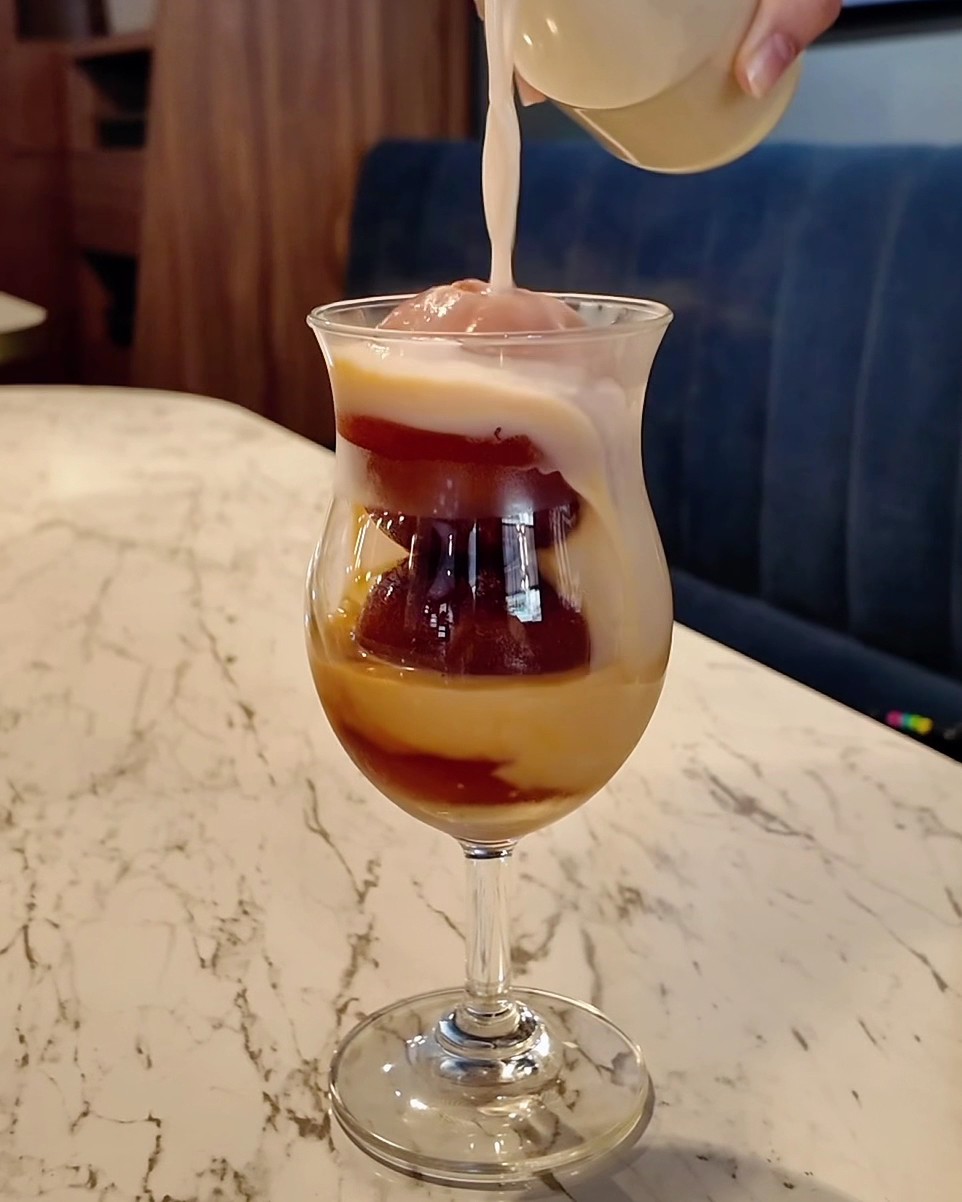 BaganHood (Vegan Restaurant) -Taipei City Hall Station: food & drinks