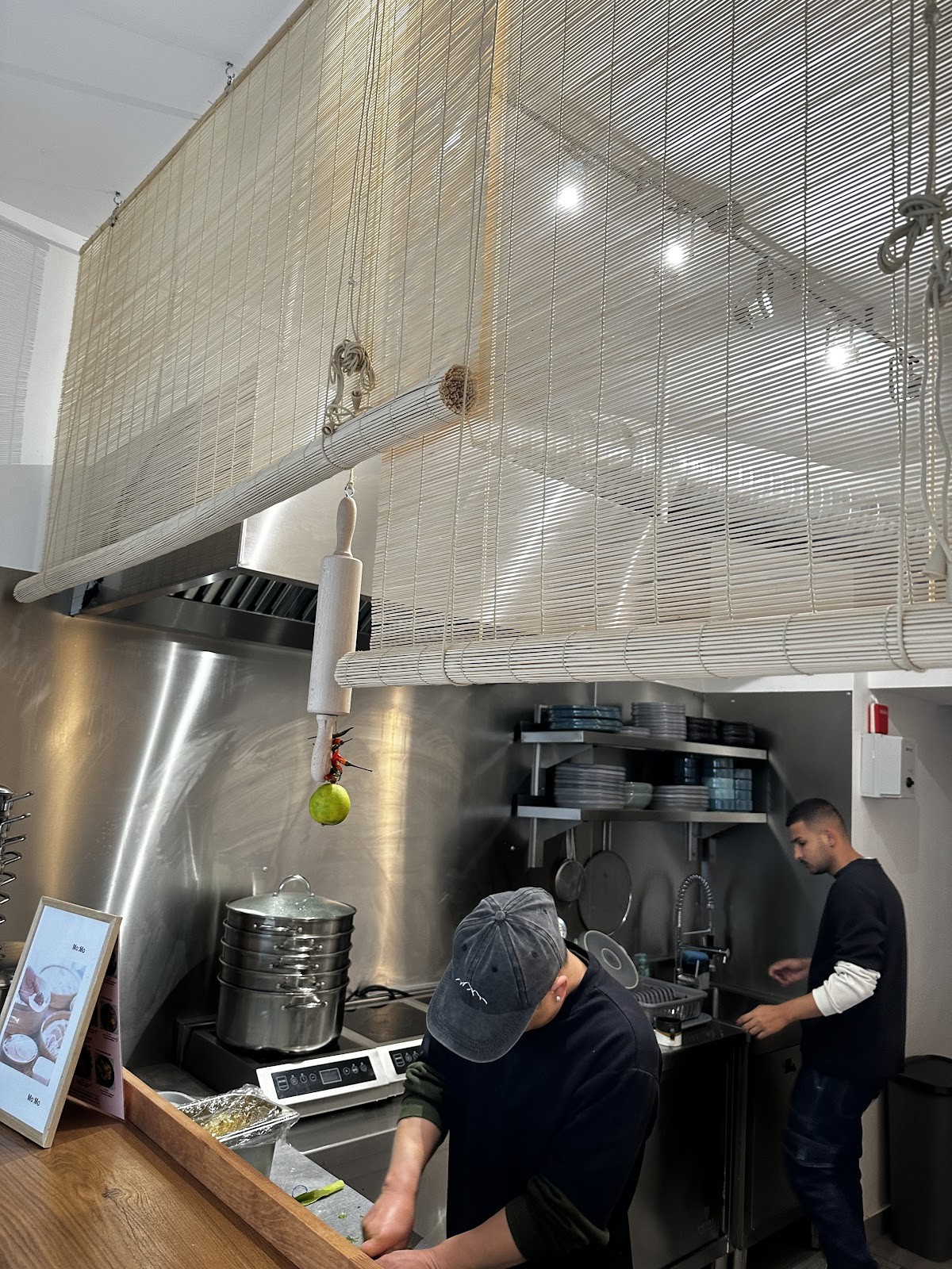 Crazy For MoMo Paris (Anvers): the place