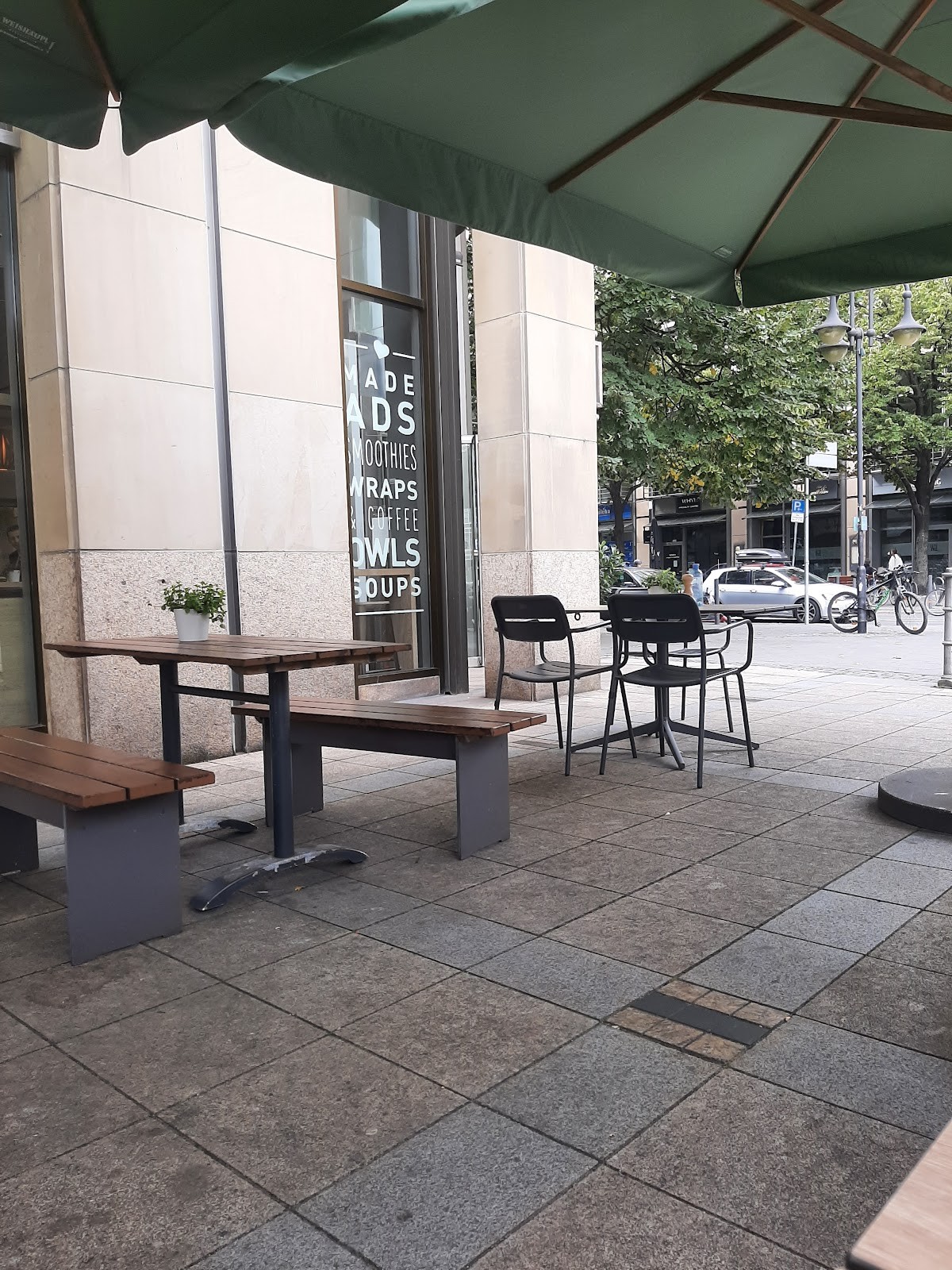 Dean & David - Kaiserstrasse: the place