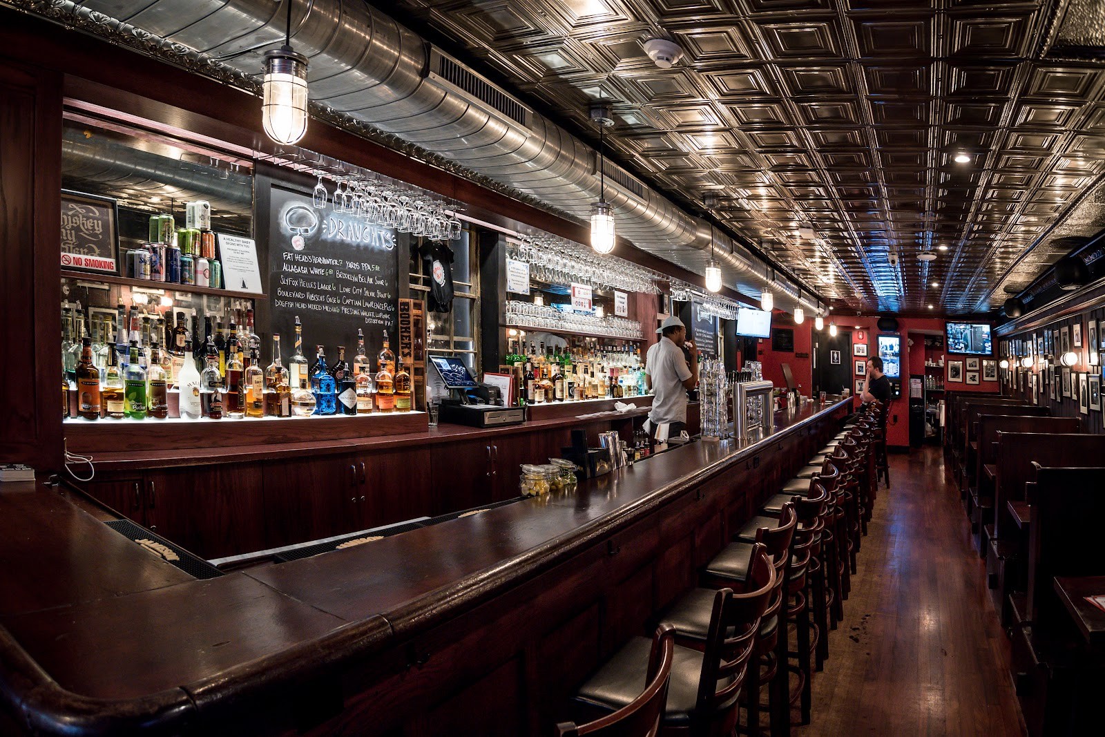 Good Dog Bar: the place