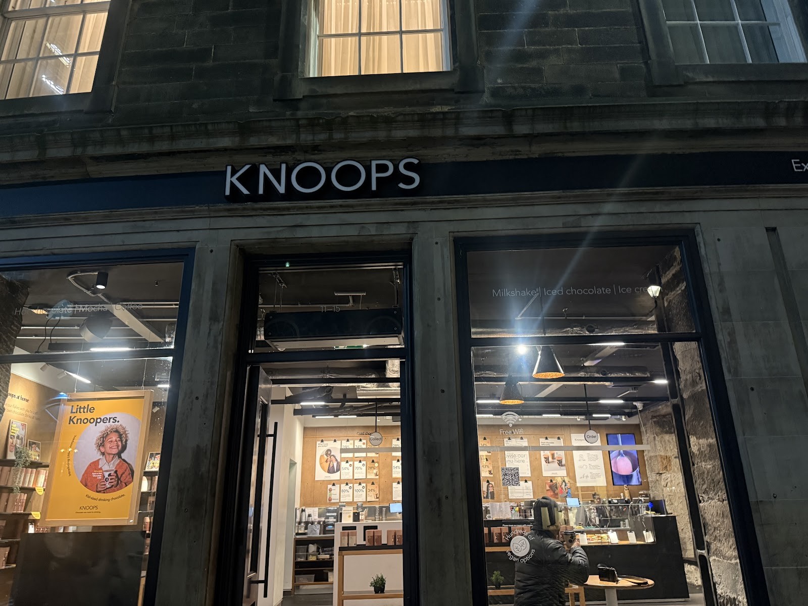 Knoops: the place