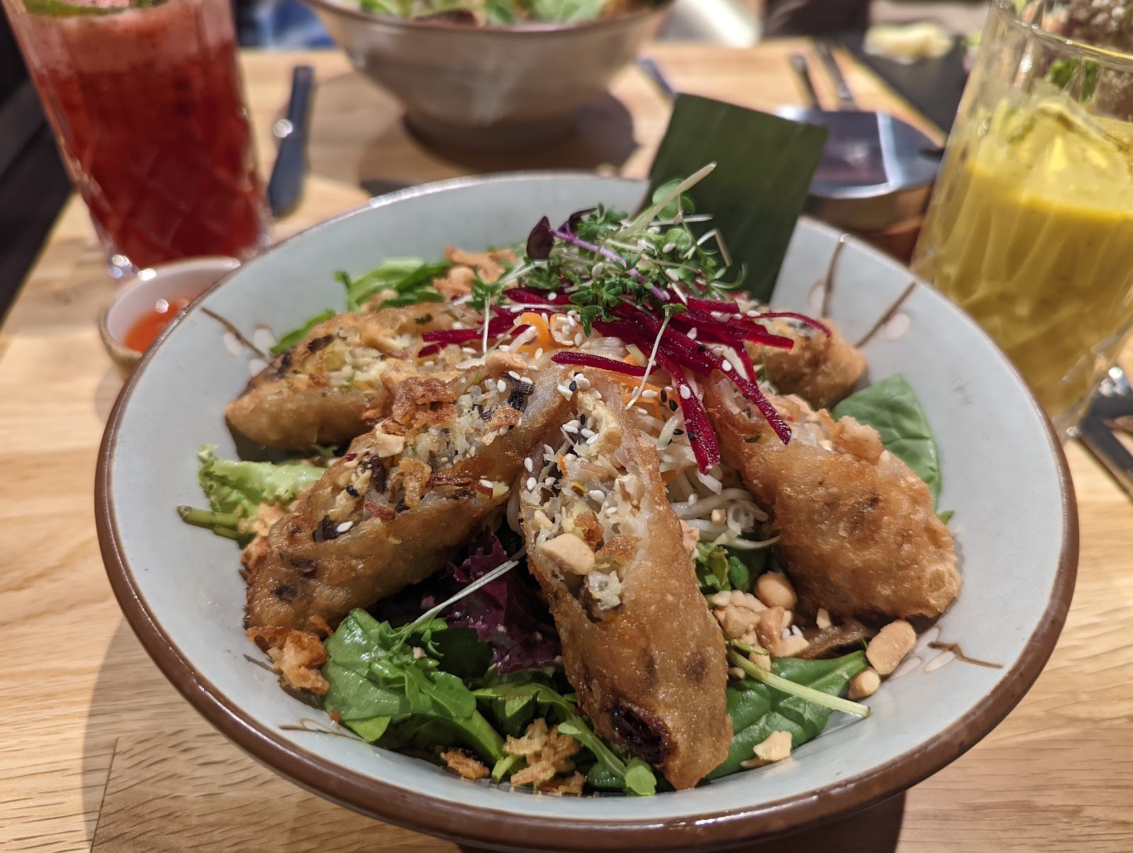 CHAYA Hamburg Elbe - Asian kitchen: food & drinks