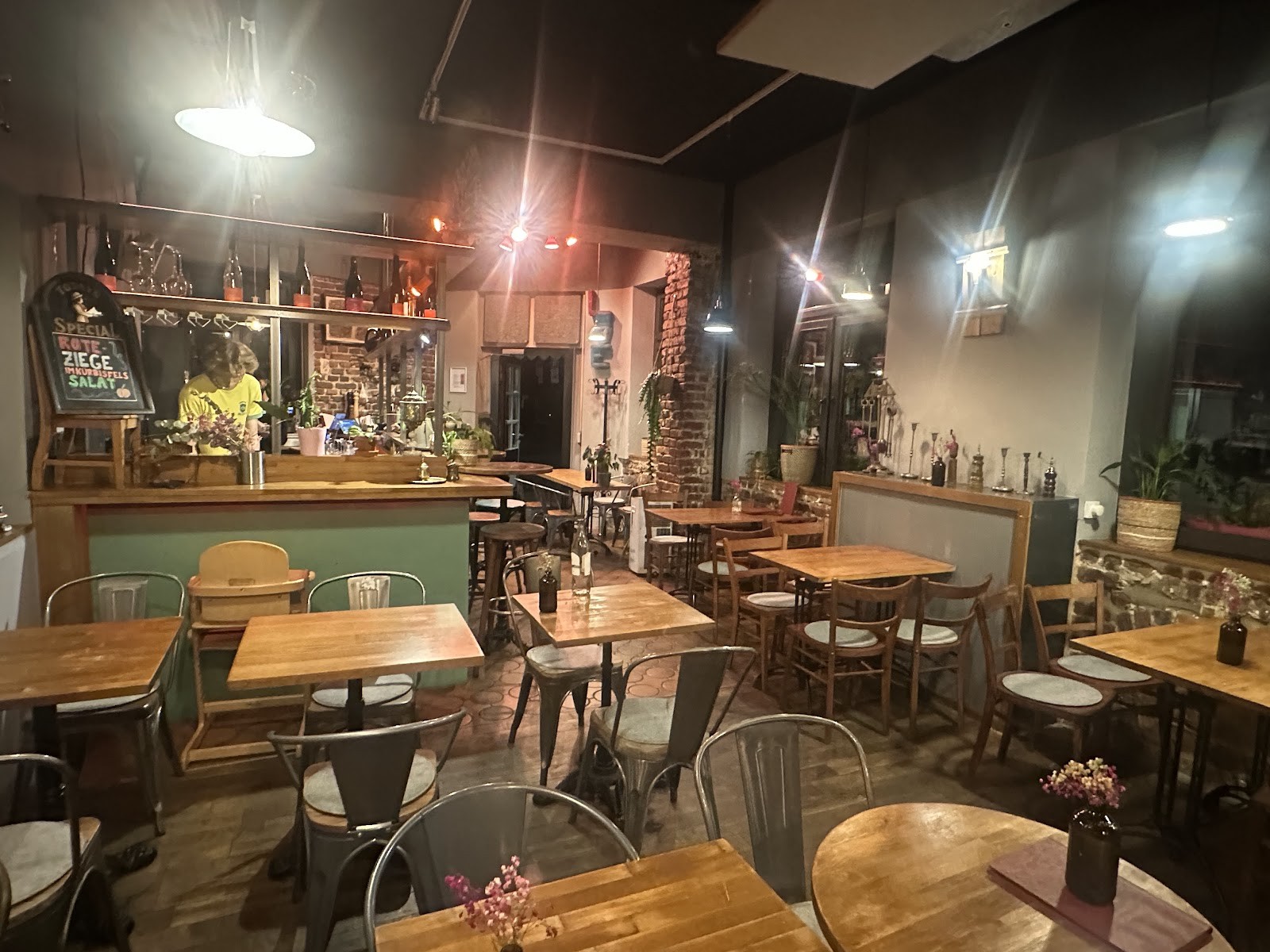 CabiNett Restaurant Nippes: the place