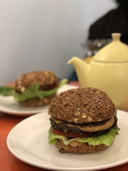 The Panorama Of My Silence-Heart Cafe: food & drinks