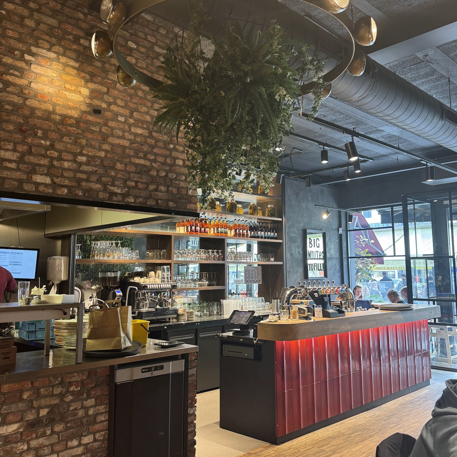 Ellis Gourmet Burger: the place