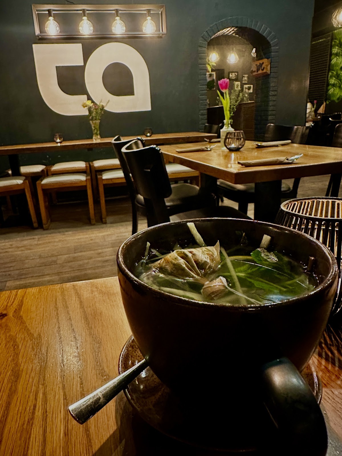 TA Vegan House: food & drinks