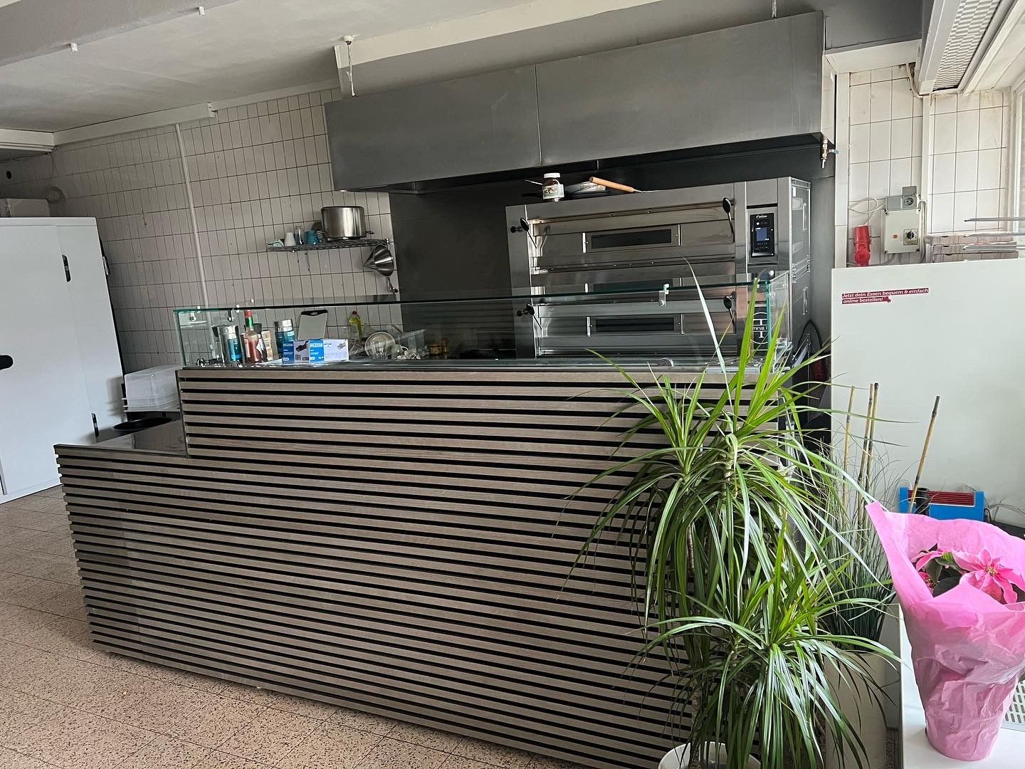 Terminal Pizza: the place