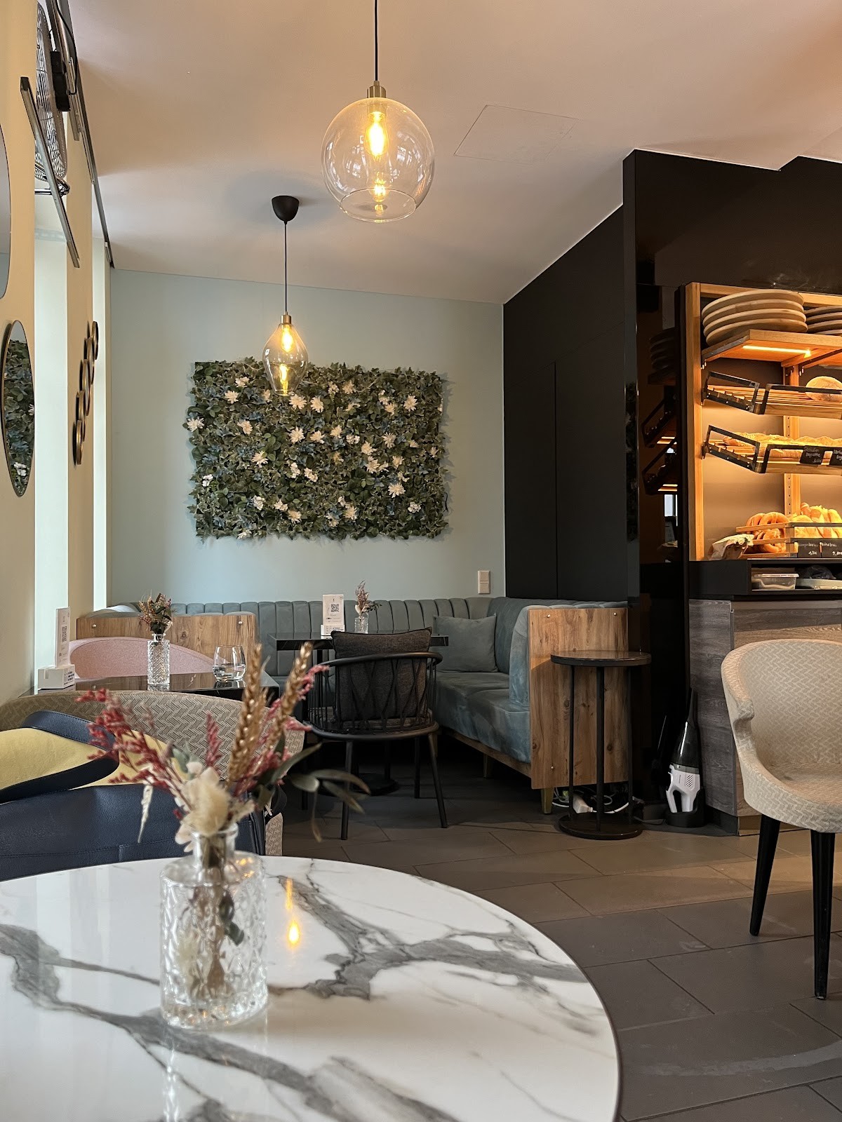 LAGOM: the place