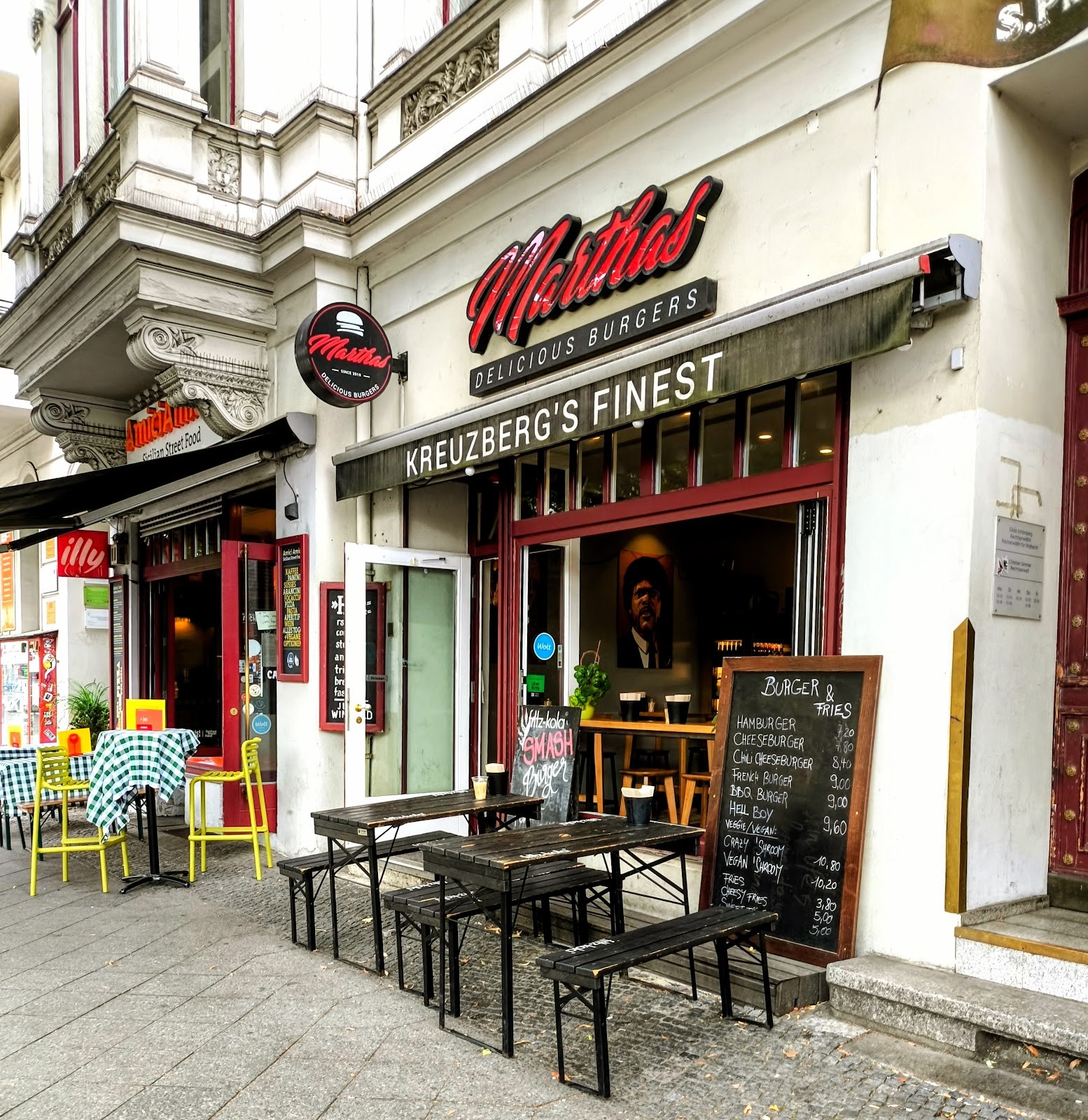 Marthas Delicious Burgers: the place