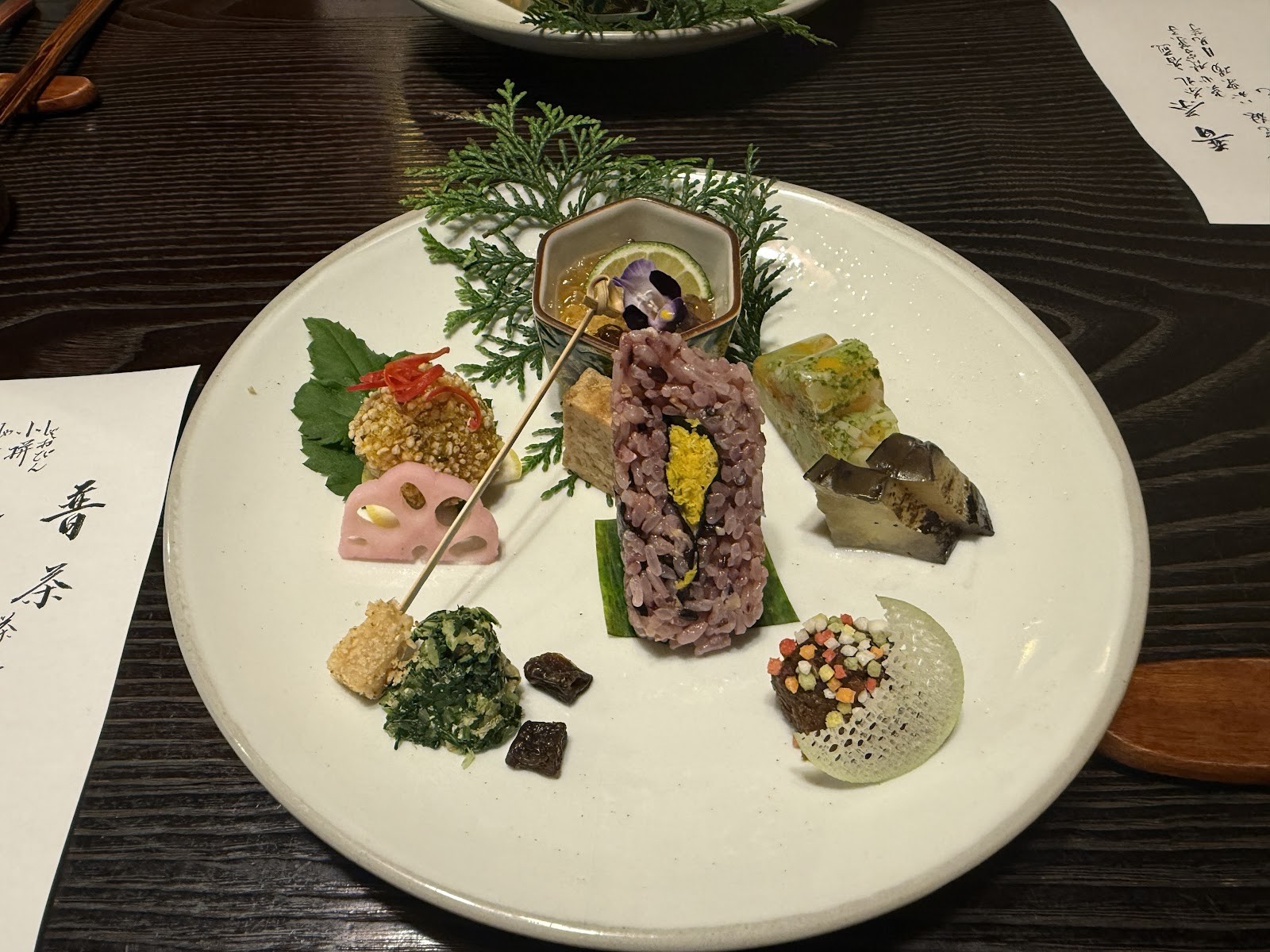 Bon: food & drinks