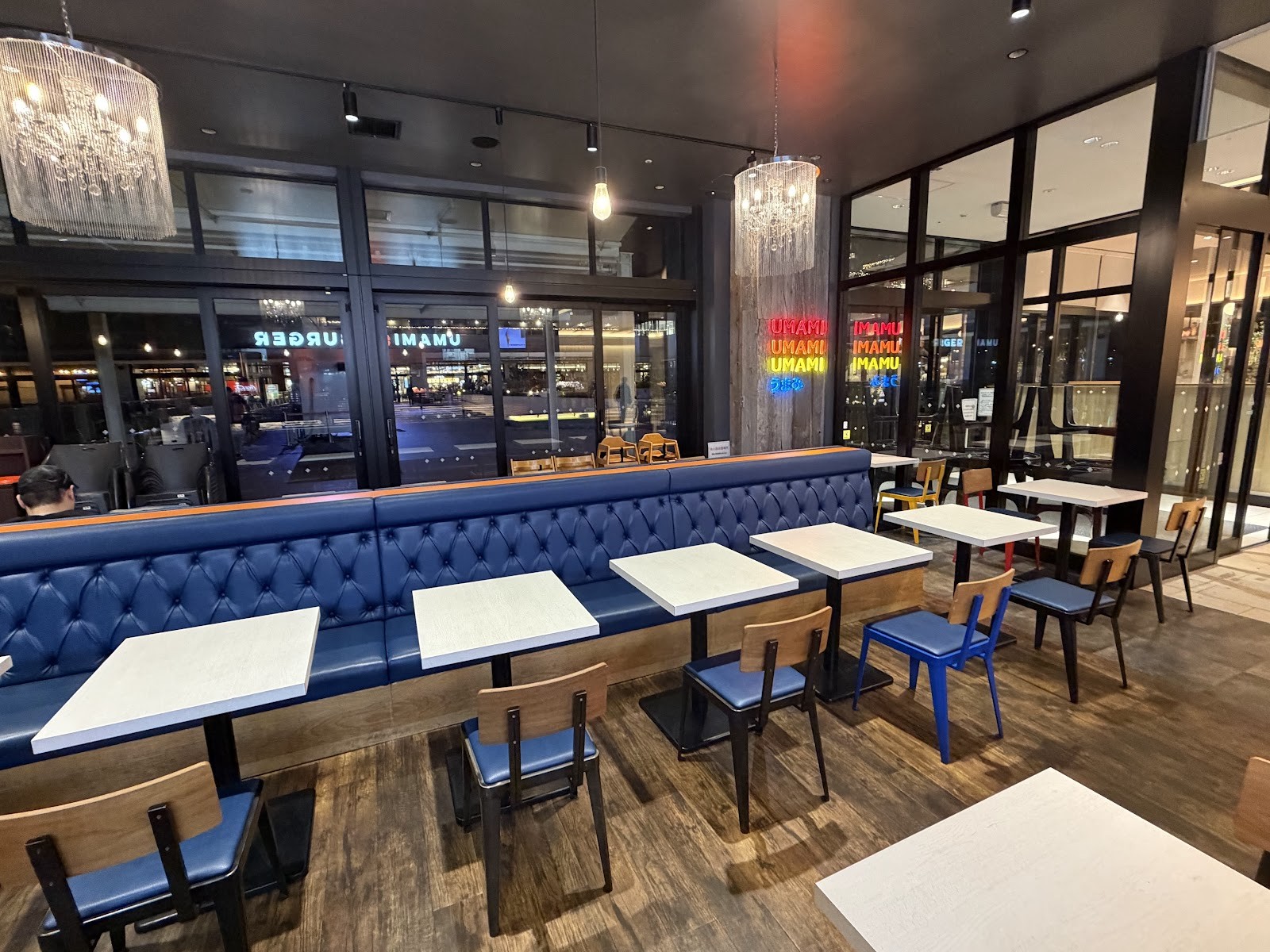 Umami Burger Ariake Garden Shop: the place