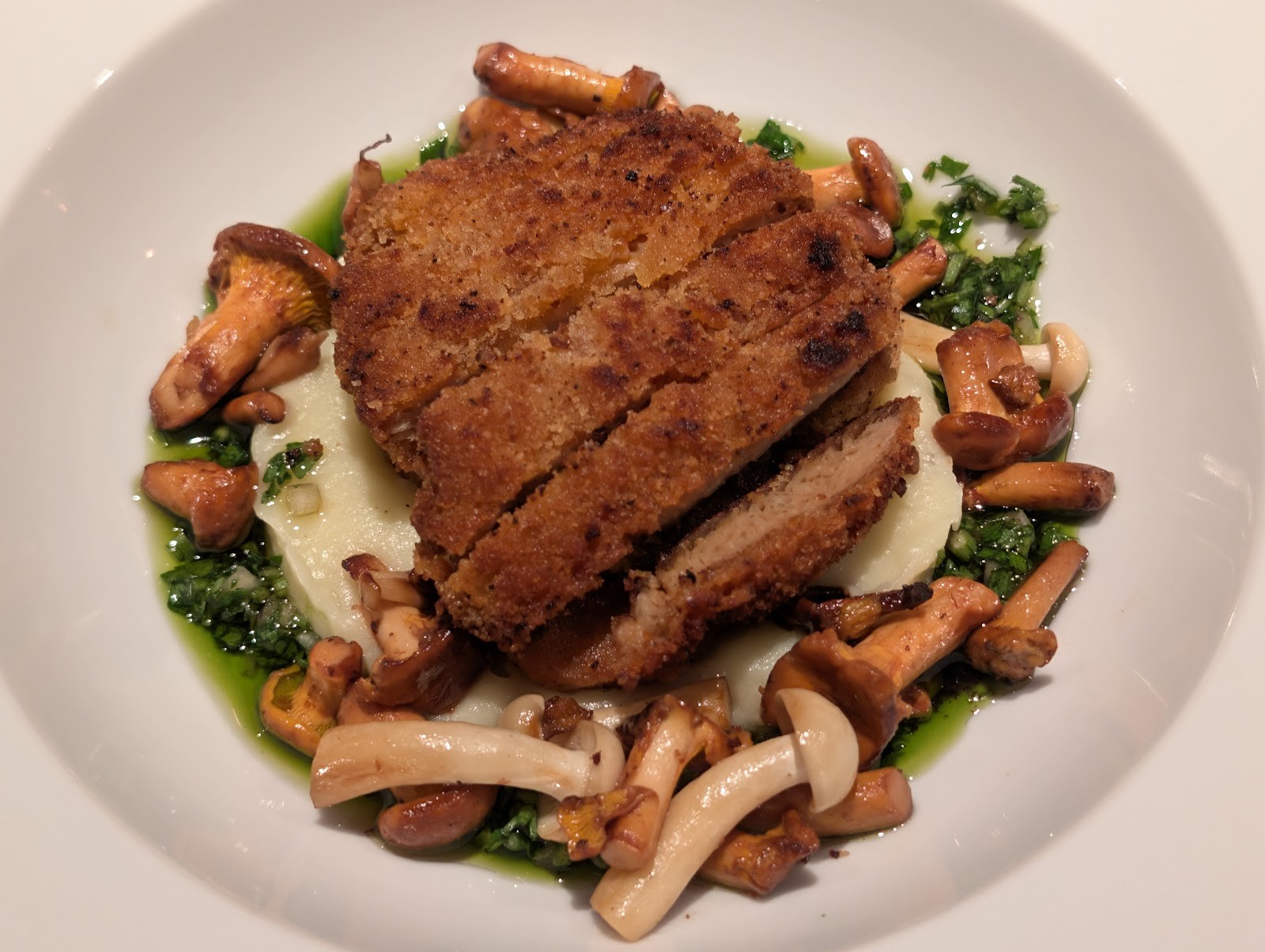 Vaust Bar & Restaurant: food & drinks