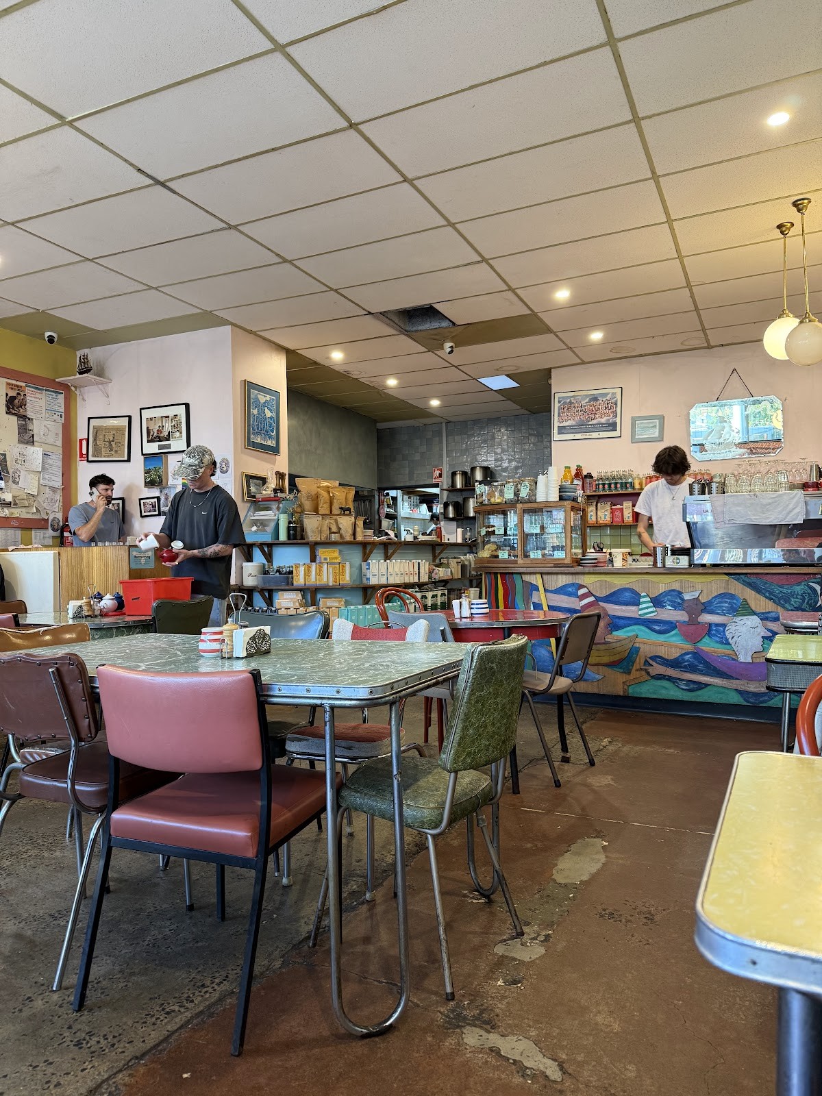 Galleon Cafe: the place