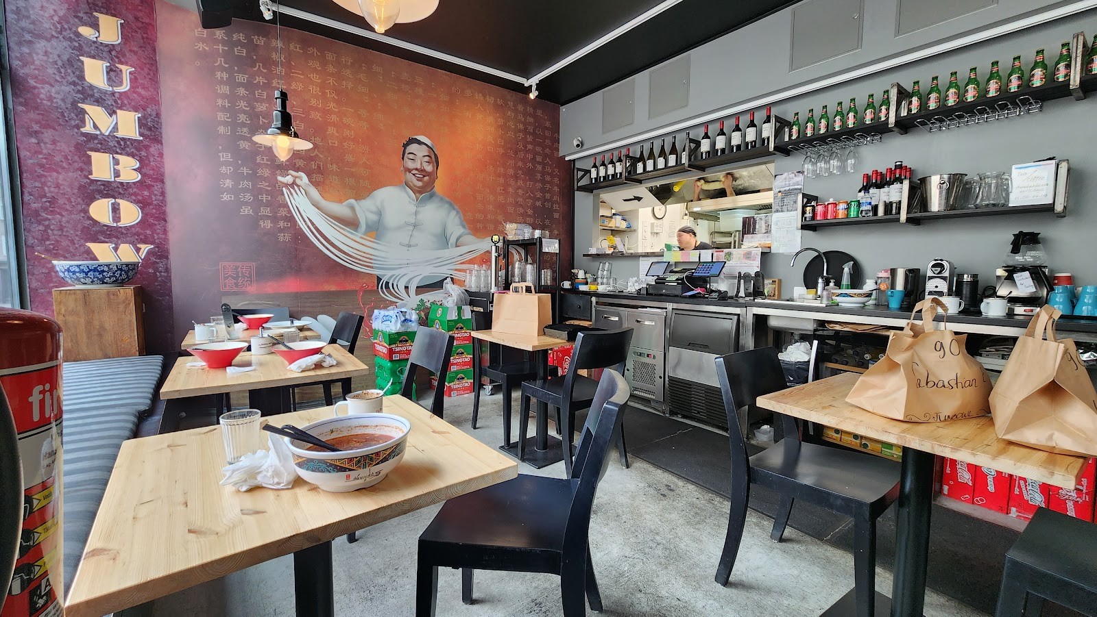 Jumbowl Noodle Restaurant: the place