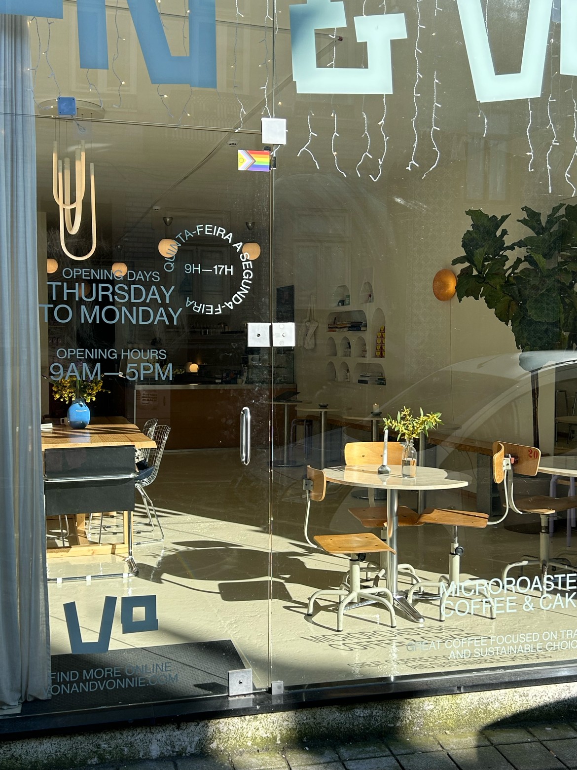 von&vonnie microroasters: the place