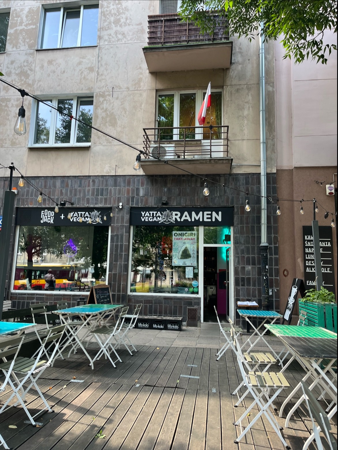 Yatta Vegan Ramen Żoliborz: the place
