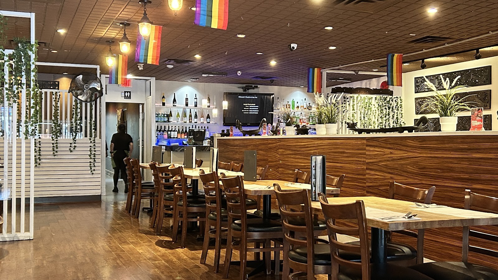 Banana Leaf on Davie: the place