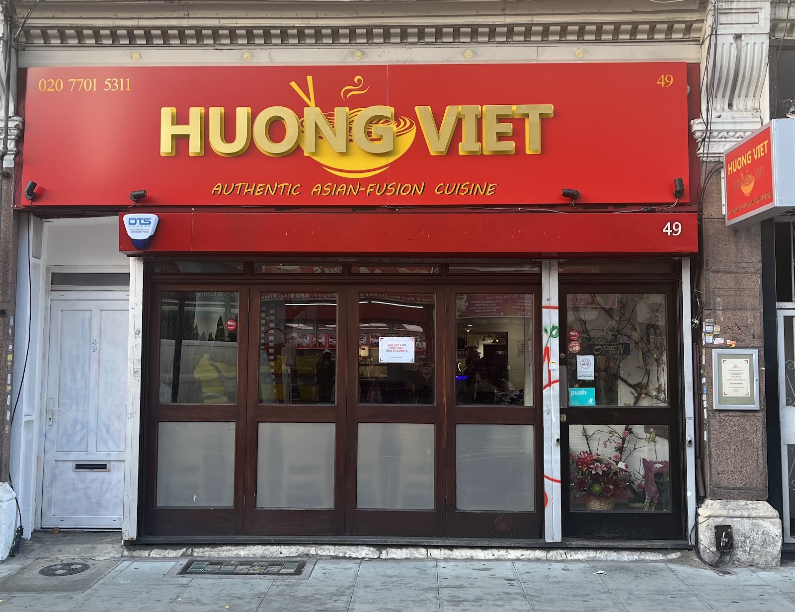 Huong Vi Viet: the place
