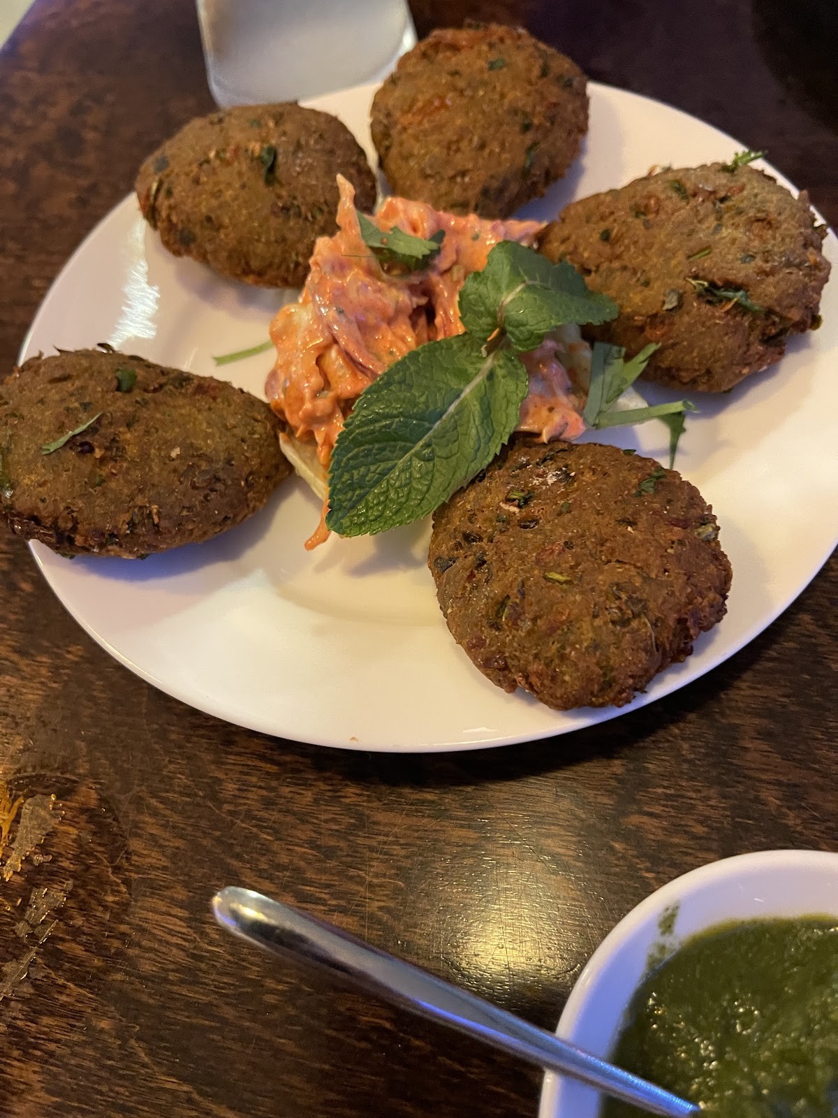 Amantra the Tasty Indian Bites: food & drinks