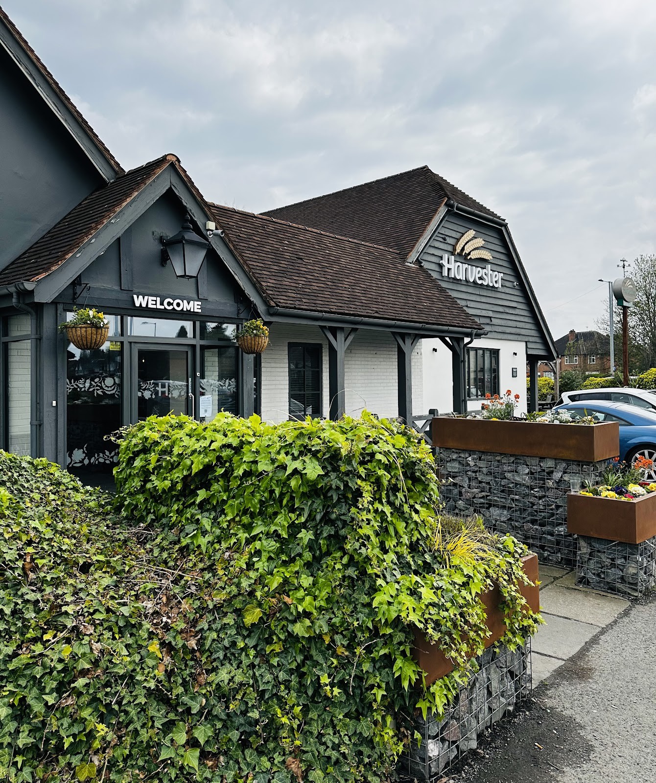 Harvester Arden Oak Birmingham: the place