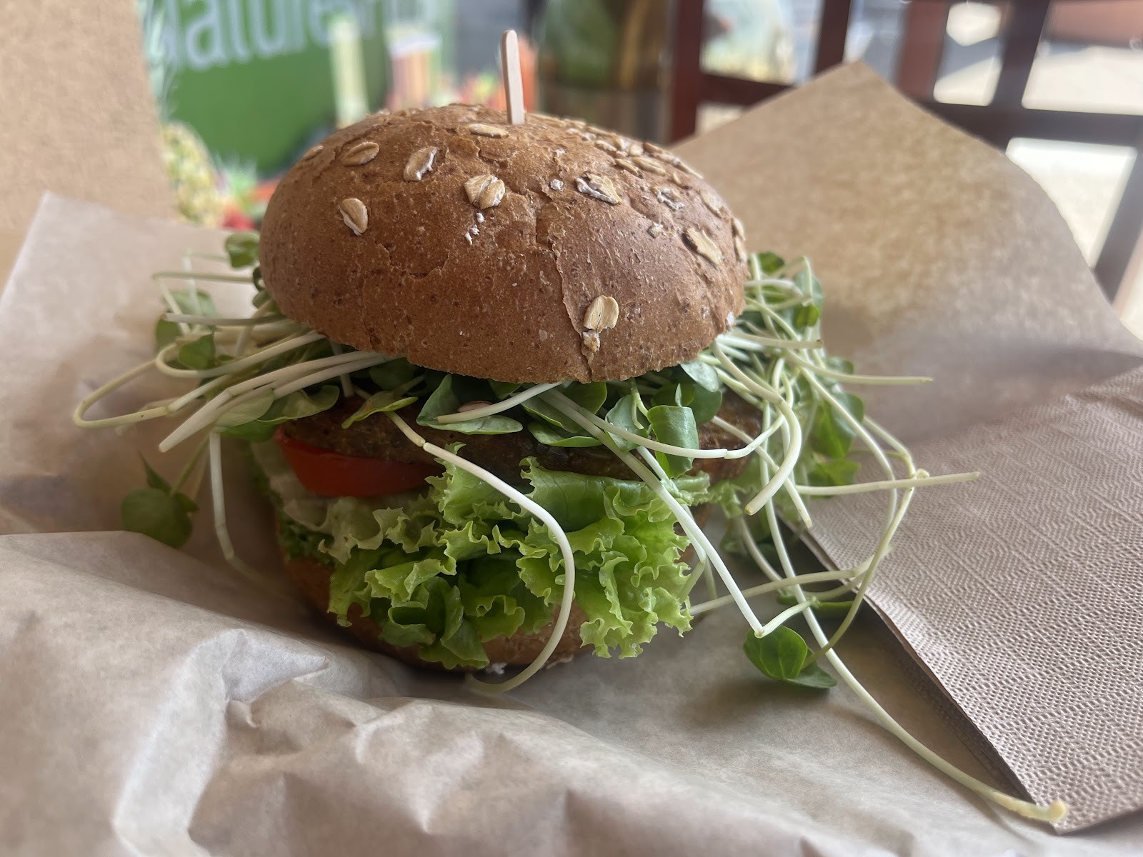 Picasso Naturals: food & drinks
