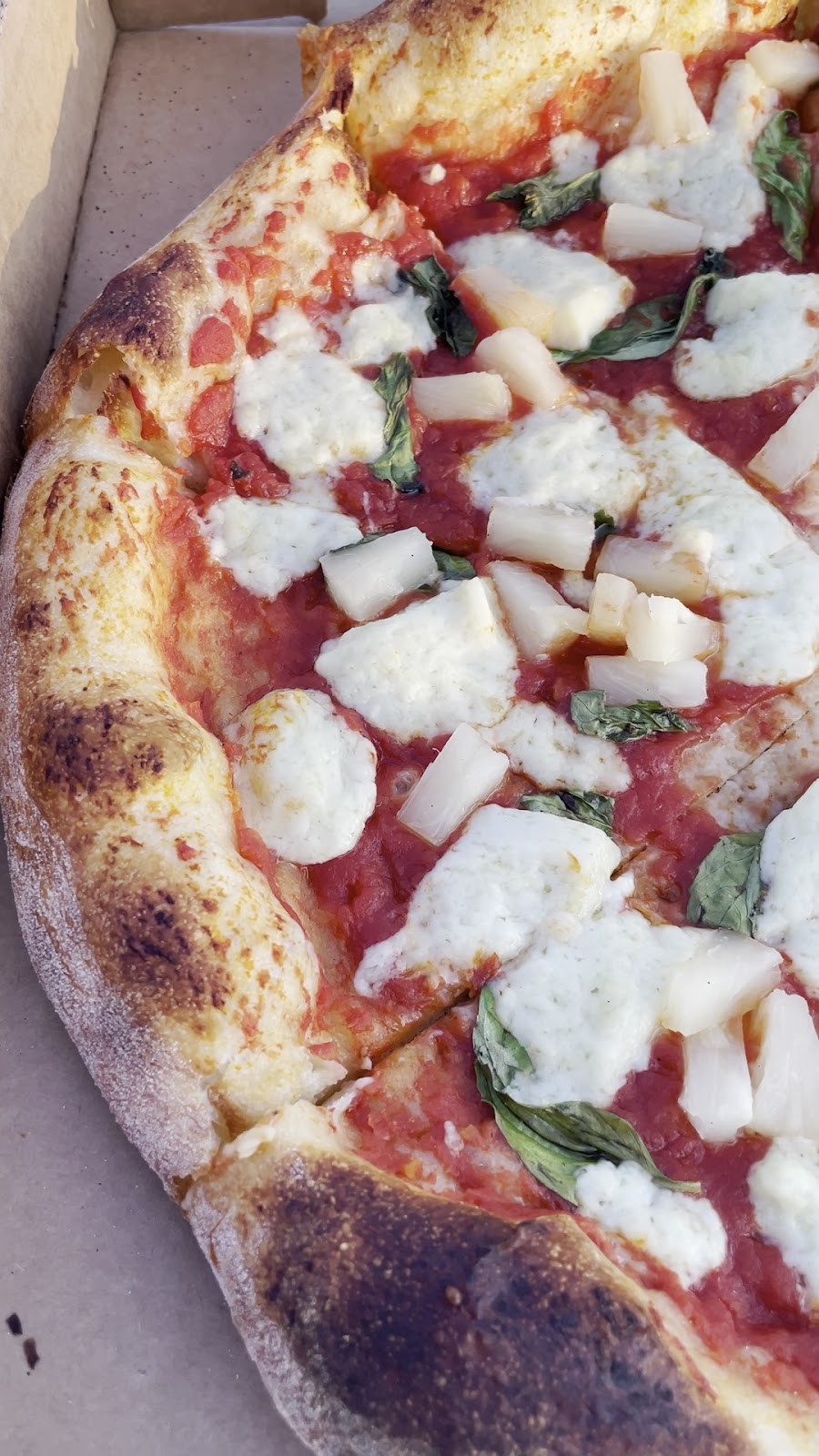 Li'l Nonna's: food & drinks