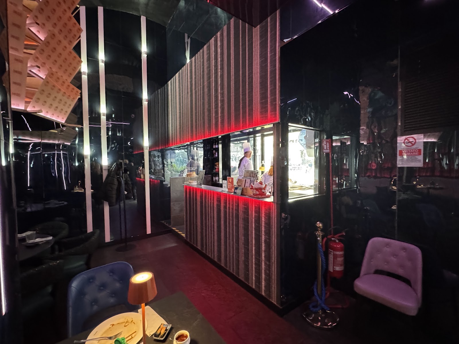 MYTO Asian Contemporary Cuisine: the place