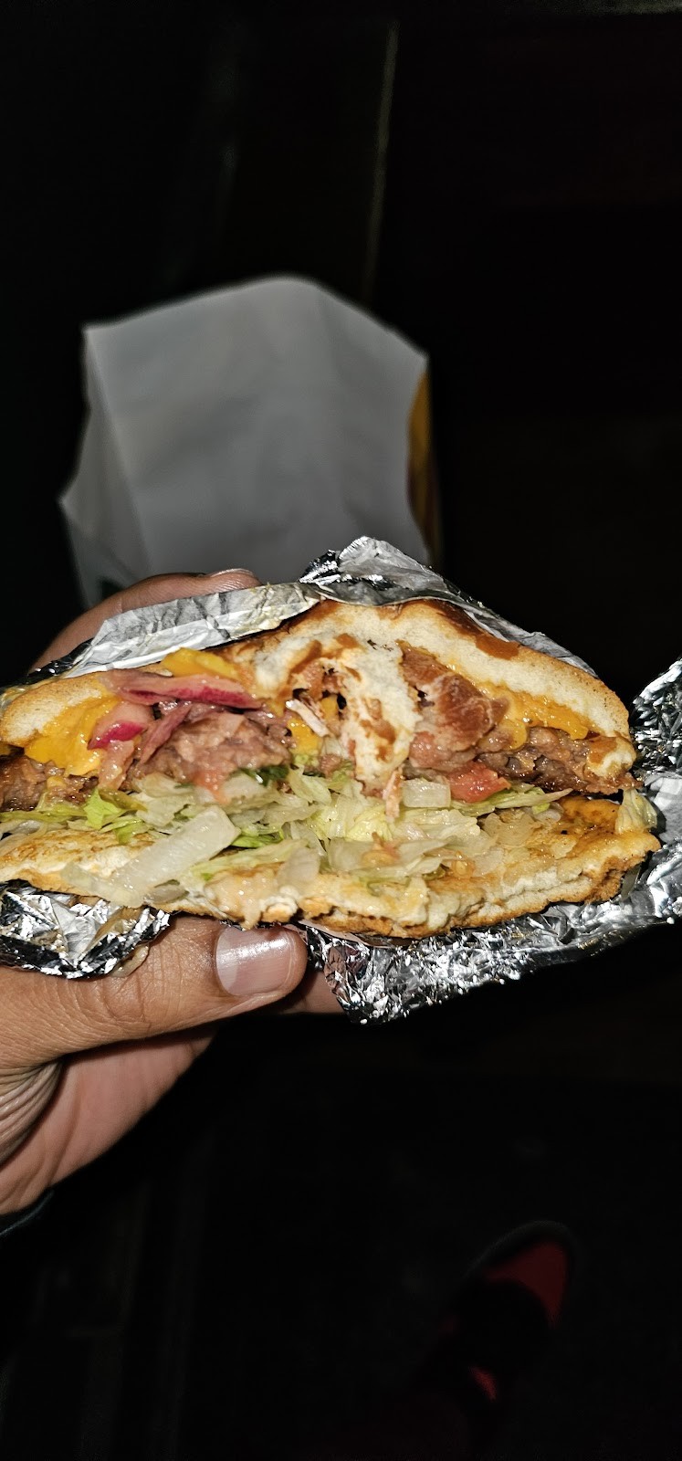 SluttyVegan Brooklyn: food & drinks