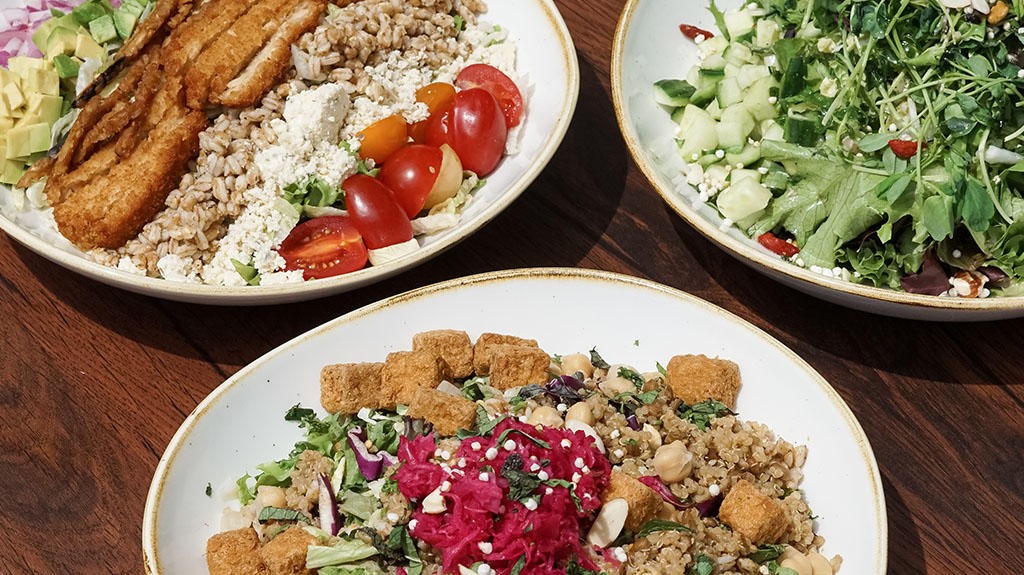 Fresh Kitchen + Juice Bar: food & drinks
