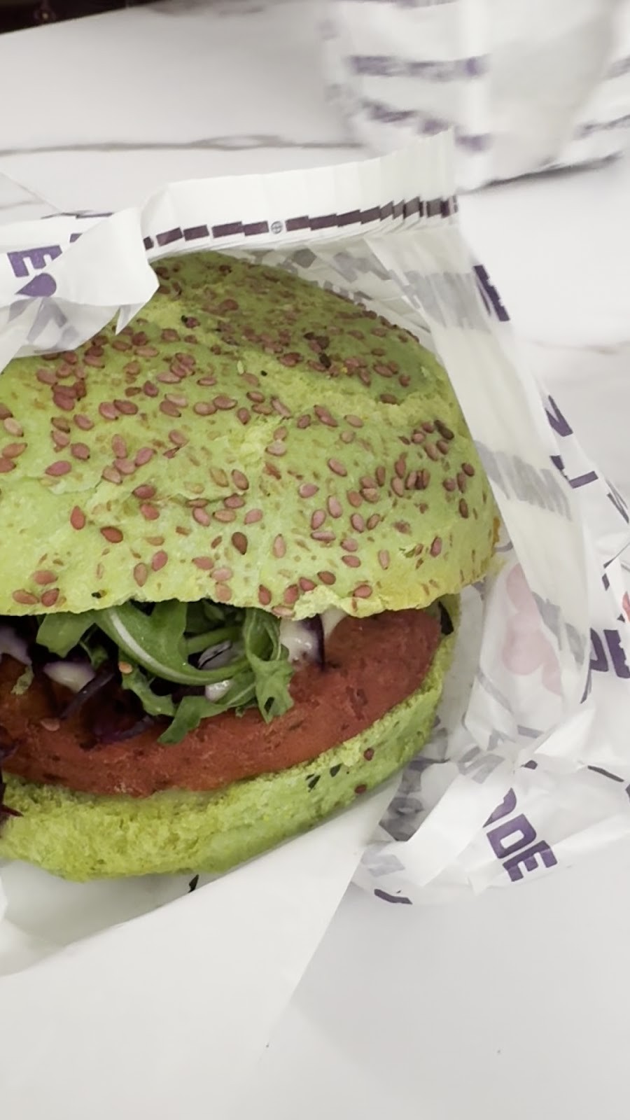 The flower burger: food & drinks