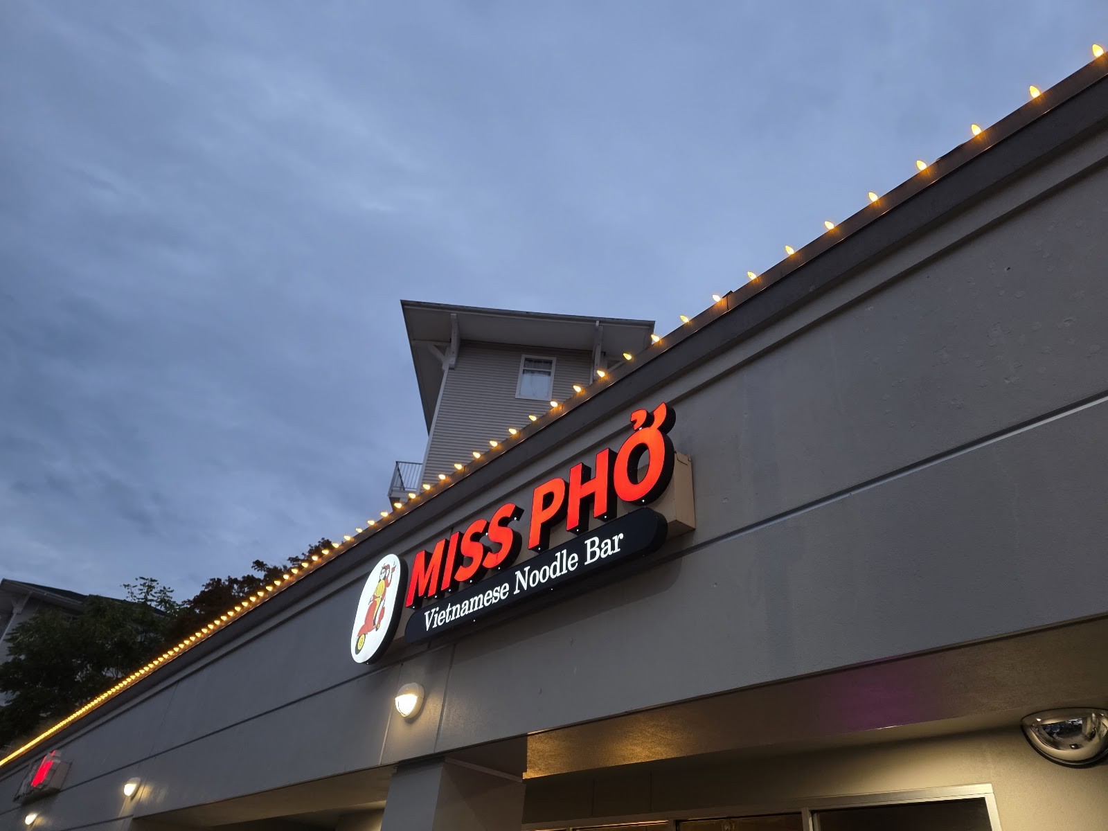 Miss Pho: the place