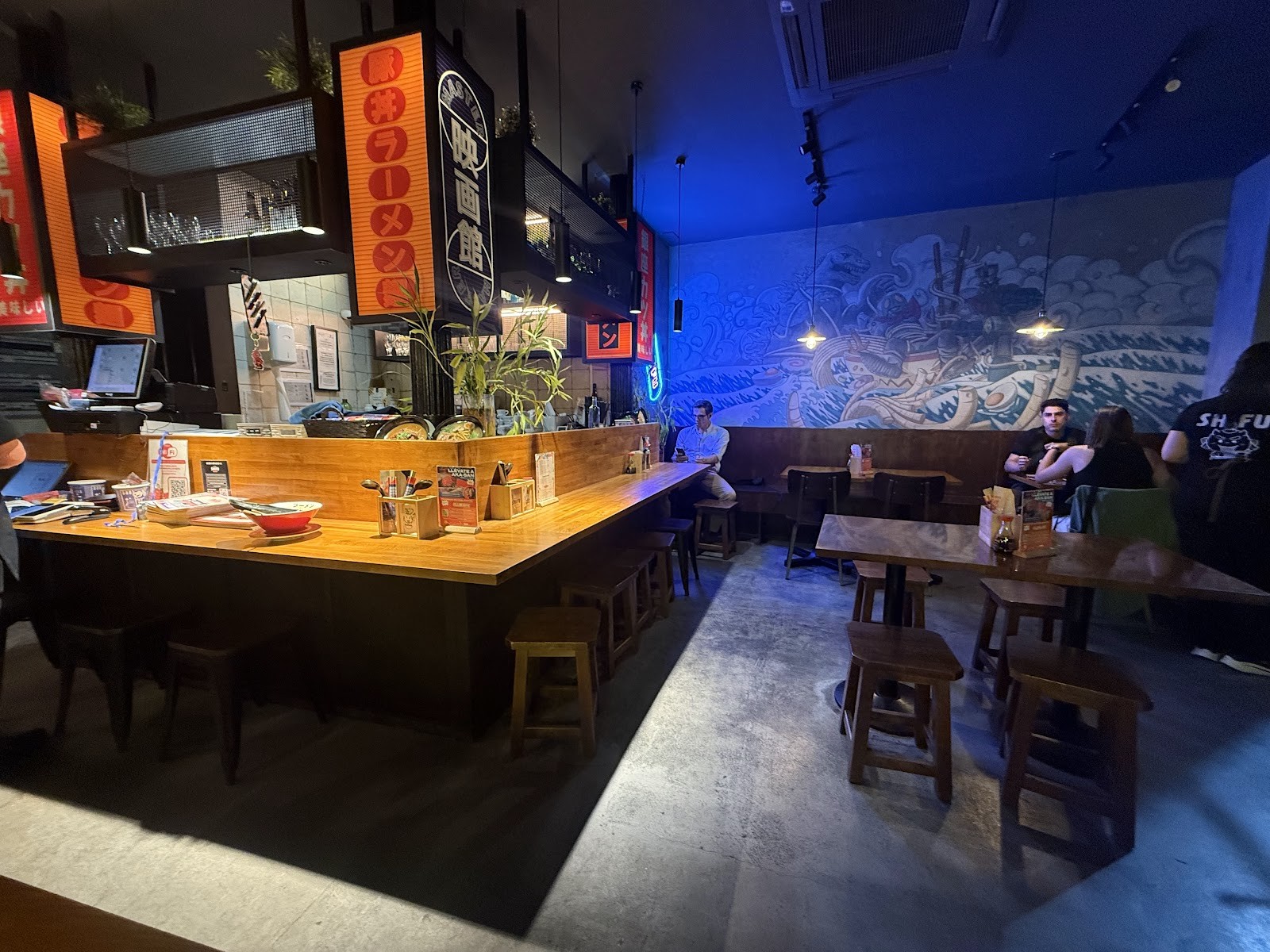 Ramen Shifu - Plaza España: the place
