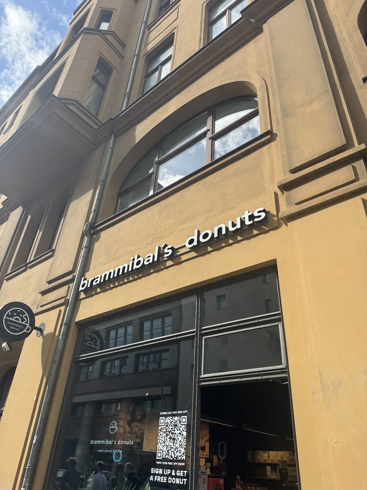 Brammibal's Donuts: the place