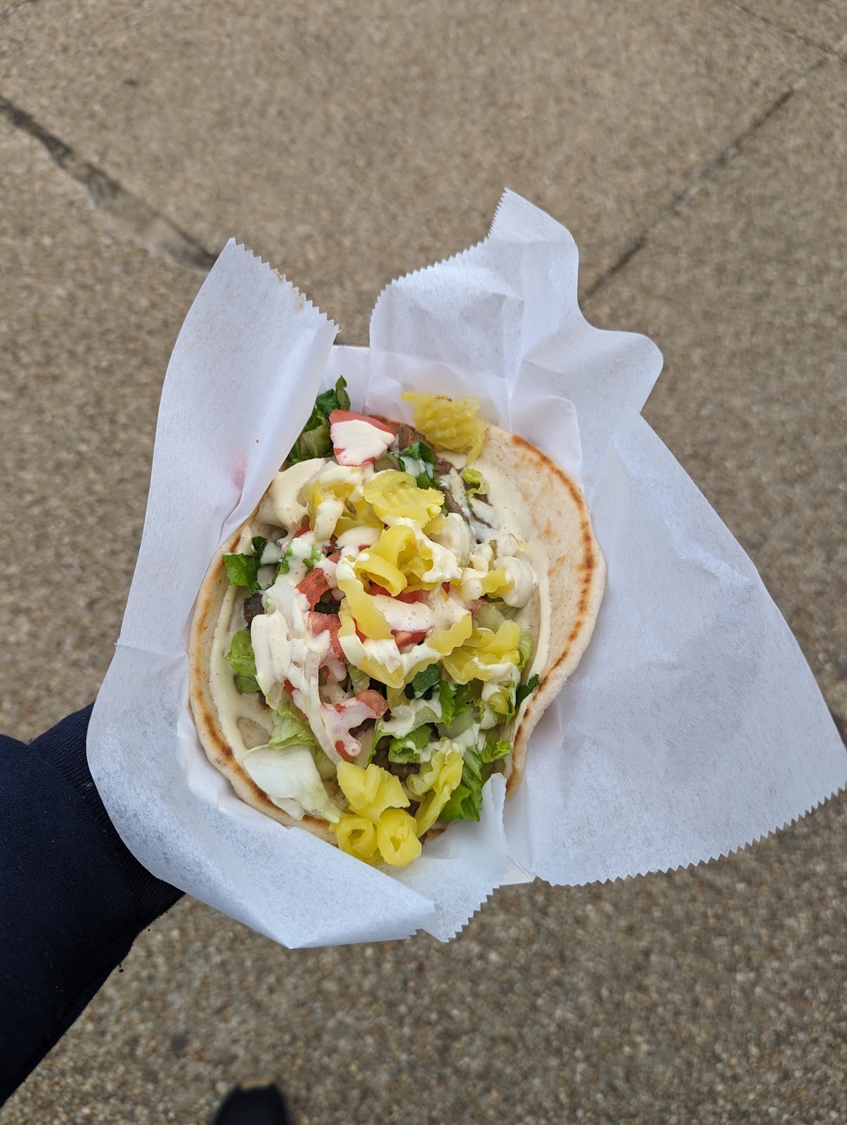 Zoe's Vegan Delight: food & drinks