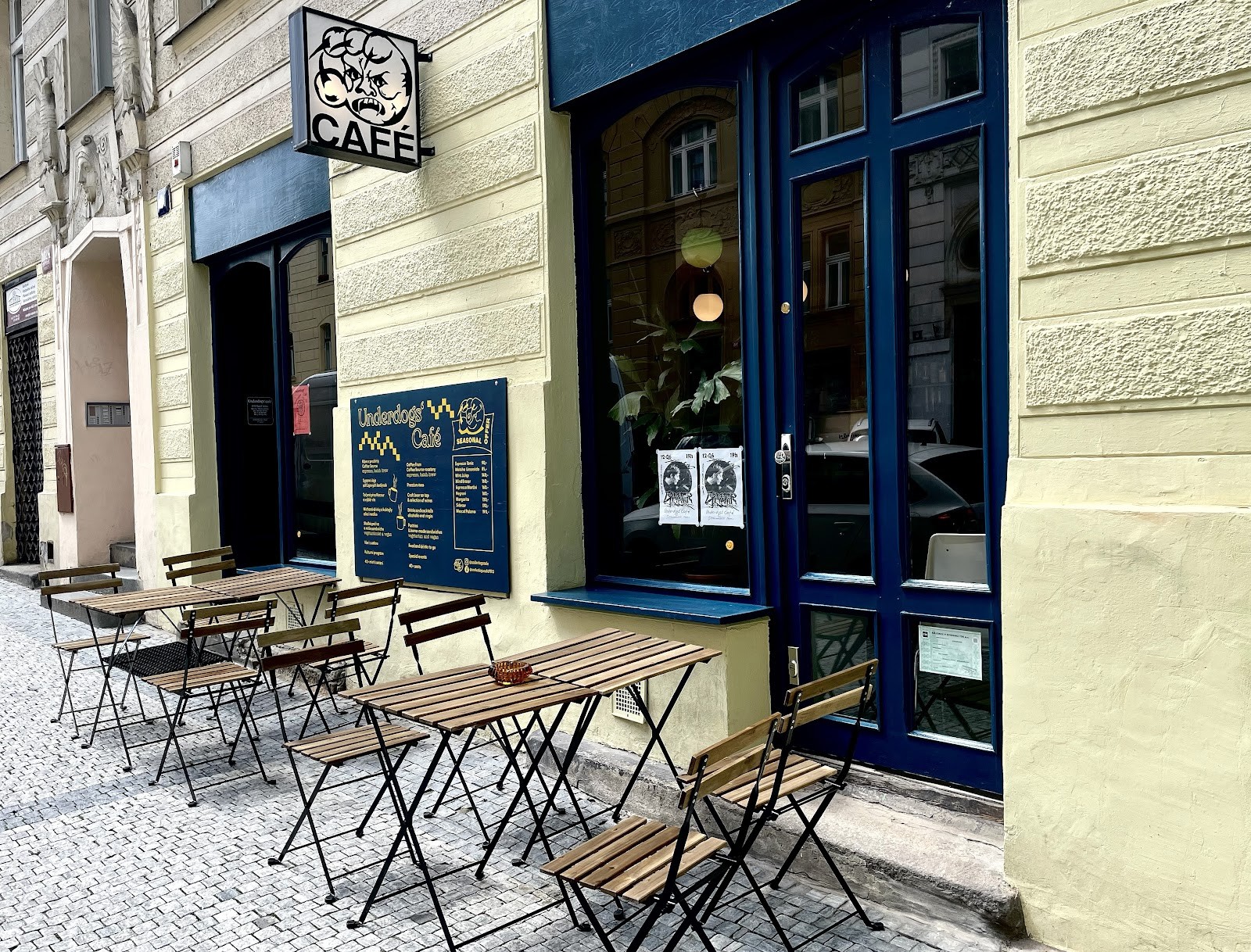 Underdogs' Café: the place