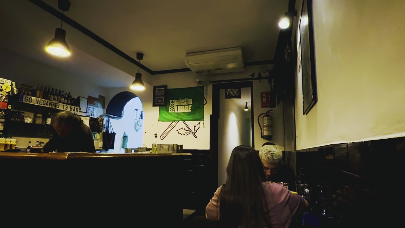 B13 bar: the place