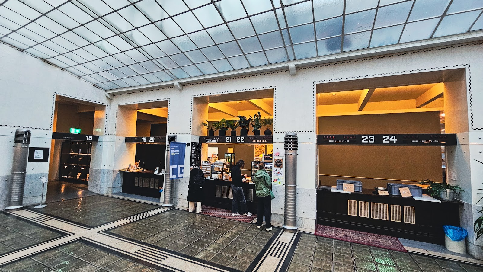 Café Exchange: the place