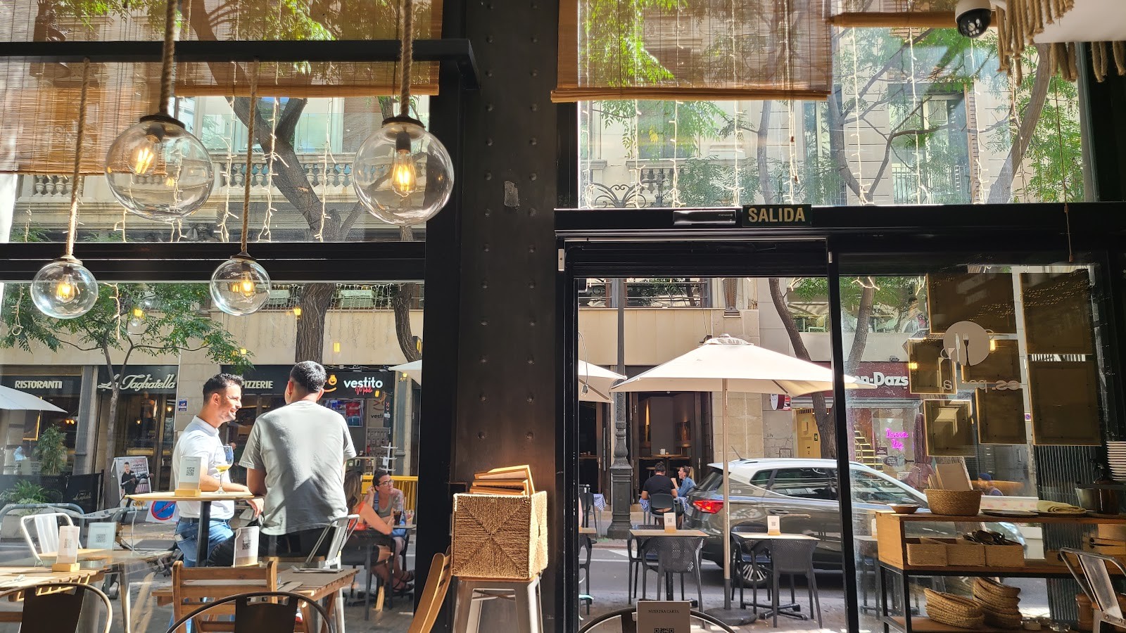 Es.Paella: the place