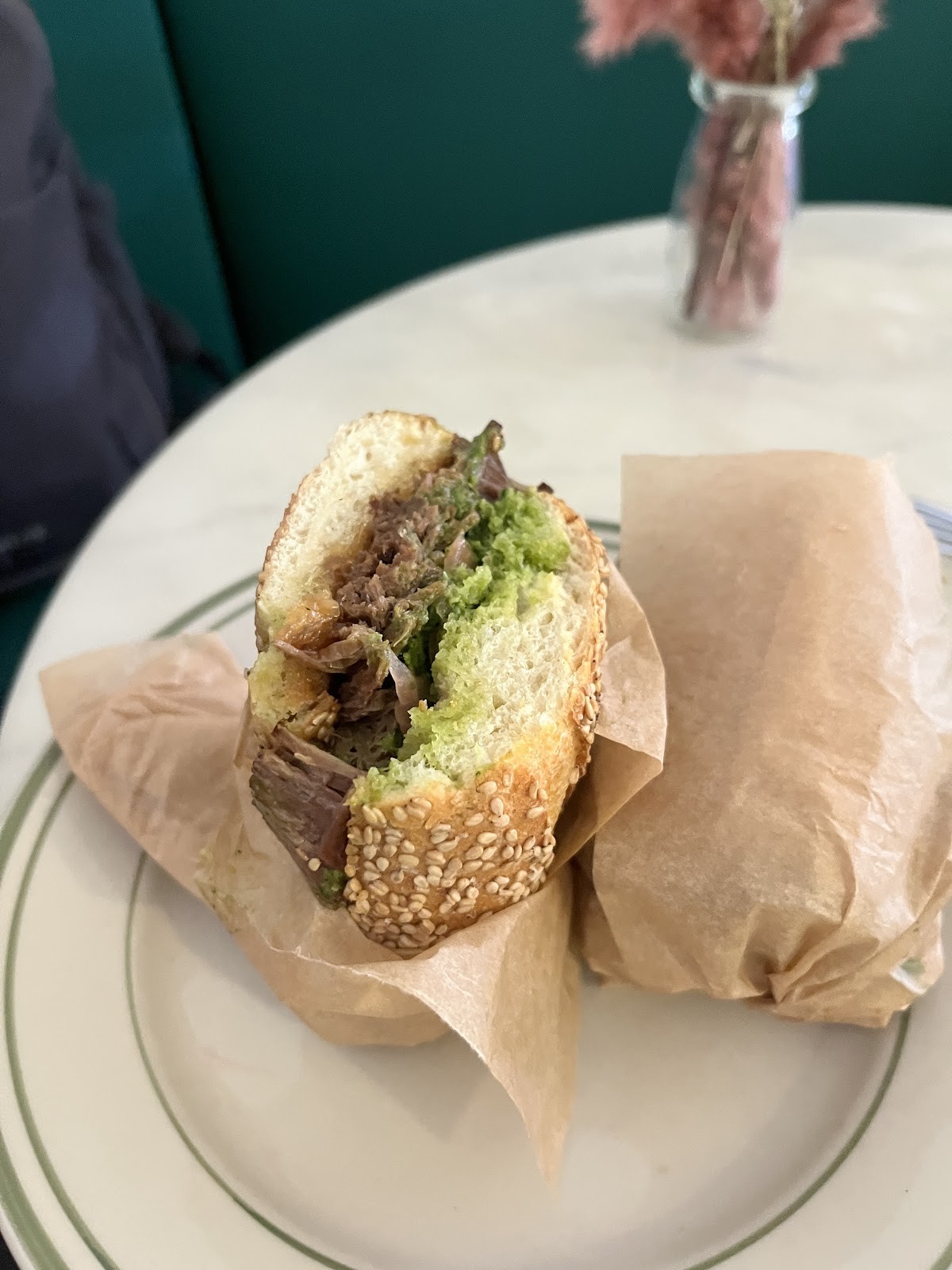 Garden Carver: food & drinks