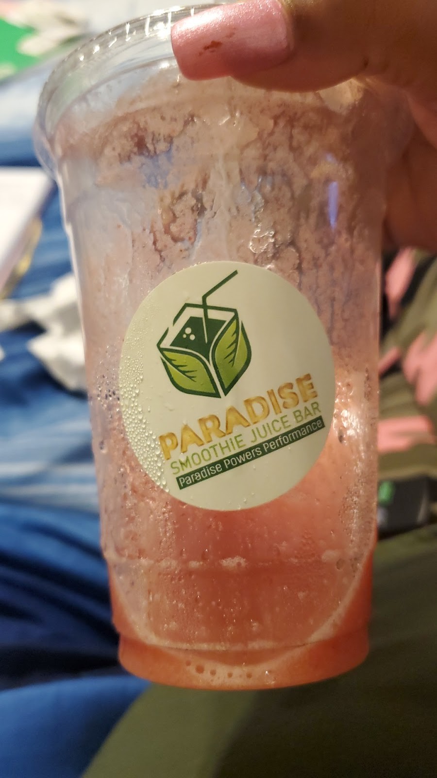 Paradise Smoothie Juice Bar: food & drinks