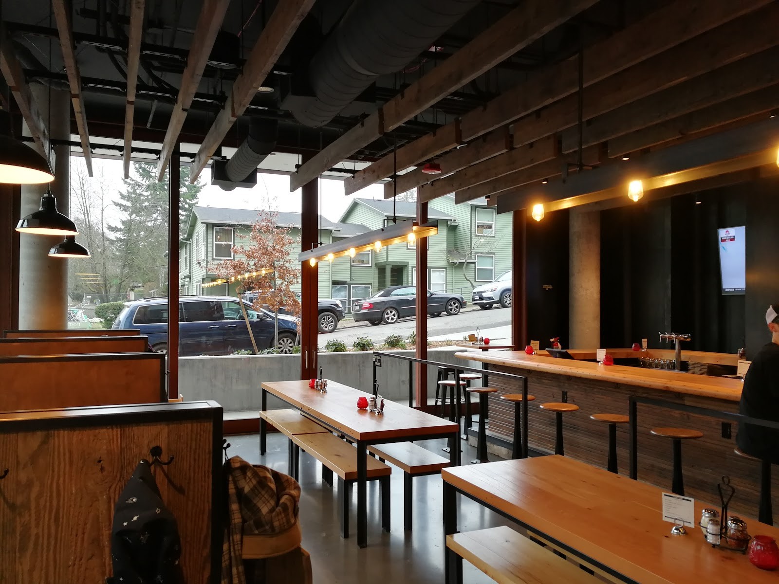 Zeeks Pizza: the place