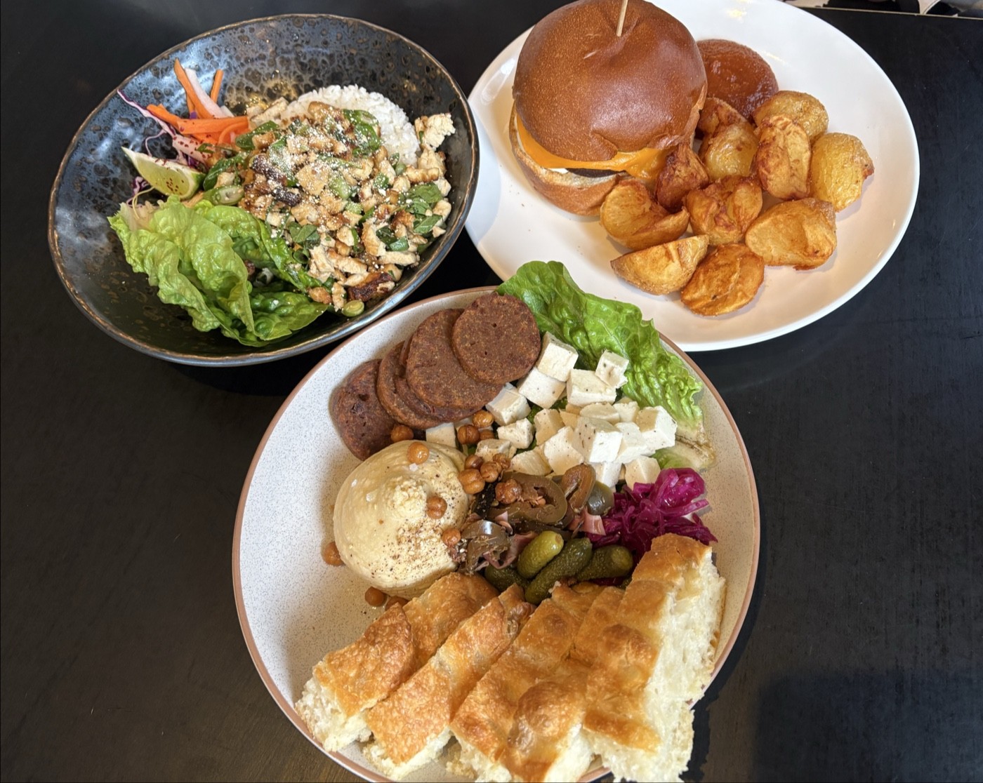 Green Man's Arms: food & drinks