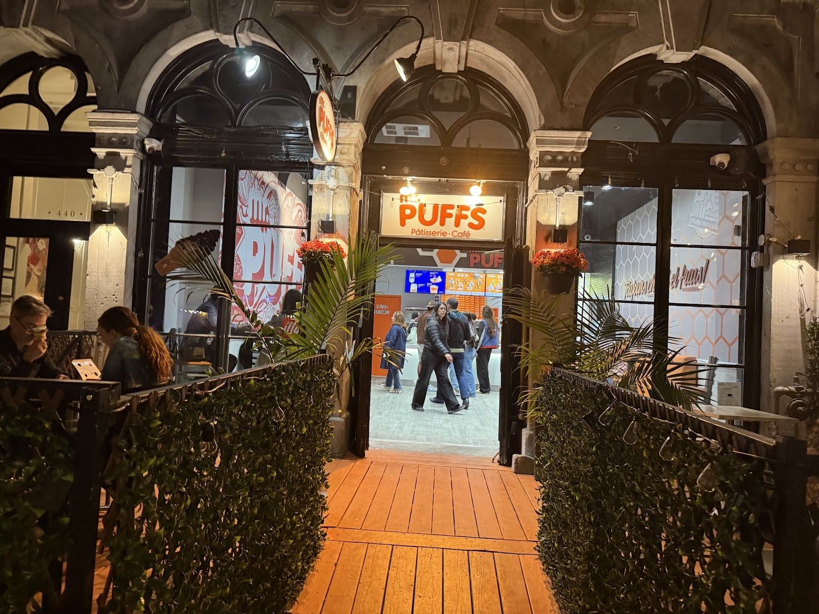 Mr. Puffs: the place