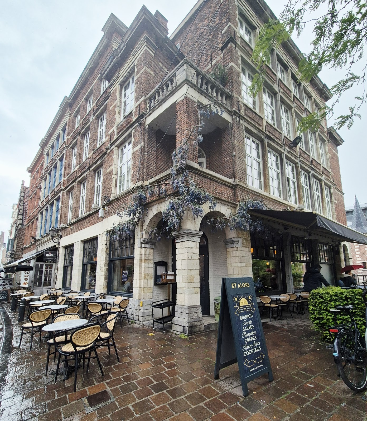 Et Alors: the place