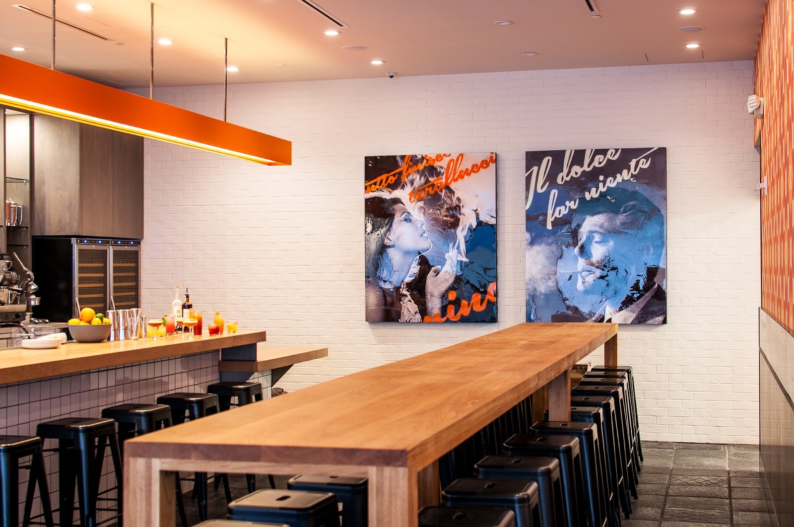 Delarosa Downtown: the place